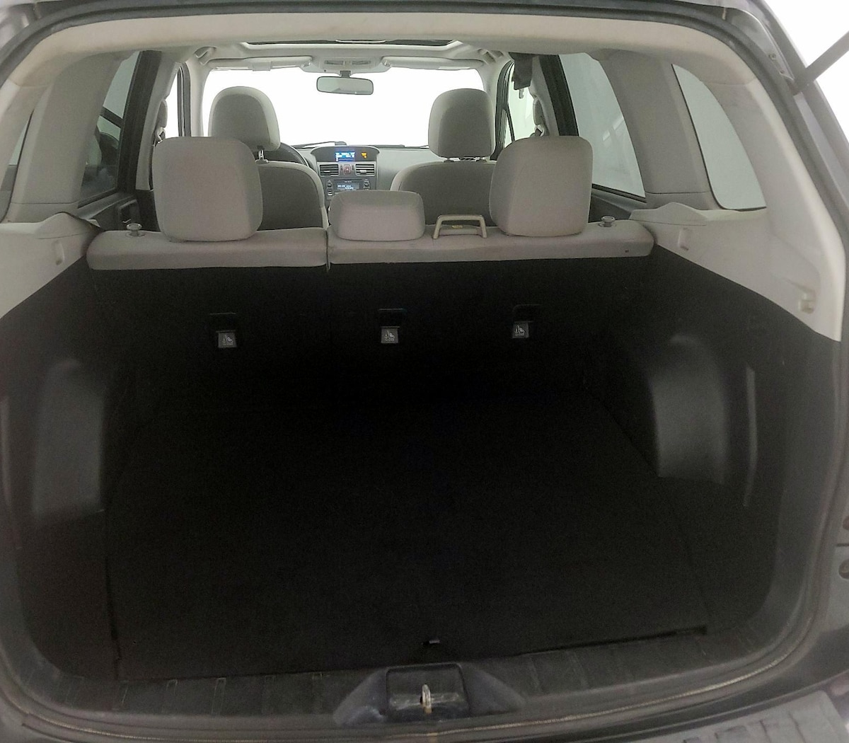 Trunk/Cargo (Seats Up)