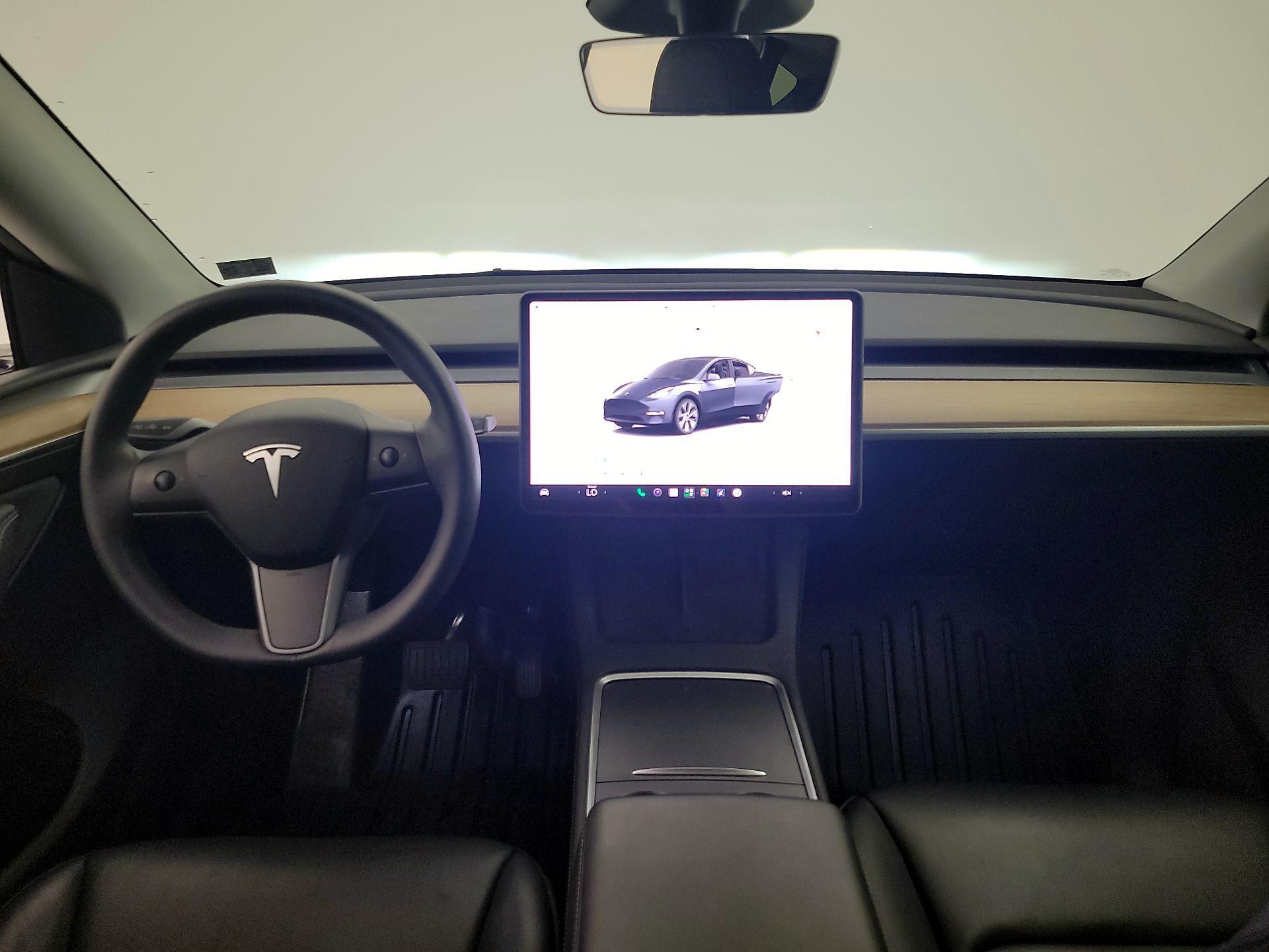 Thumbnail: 2023 Tesla Model Y - 9