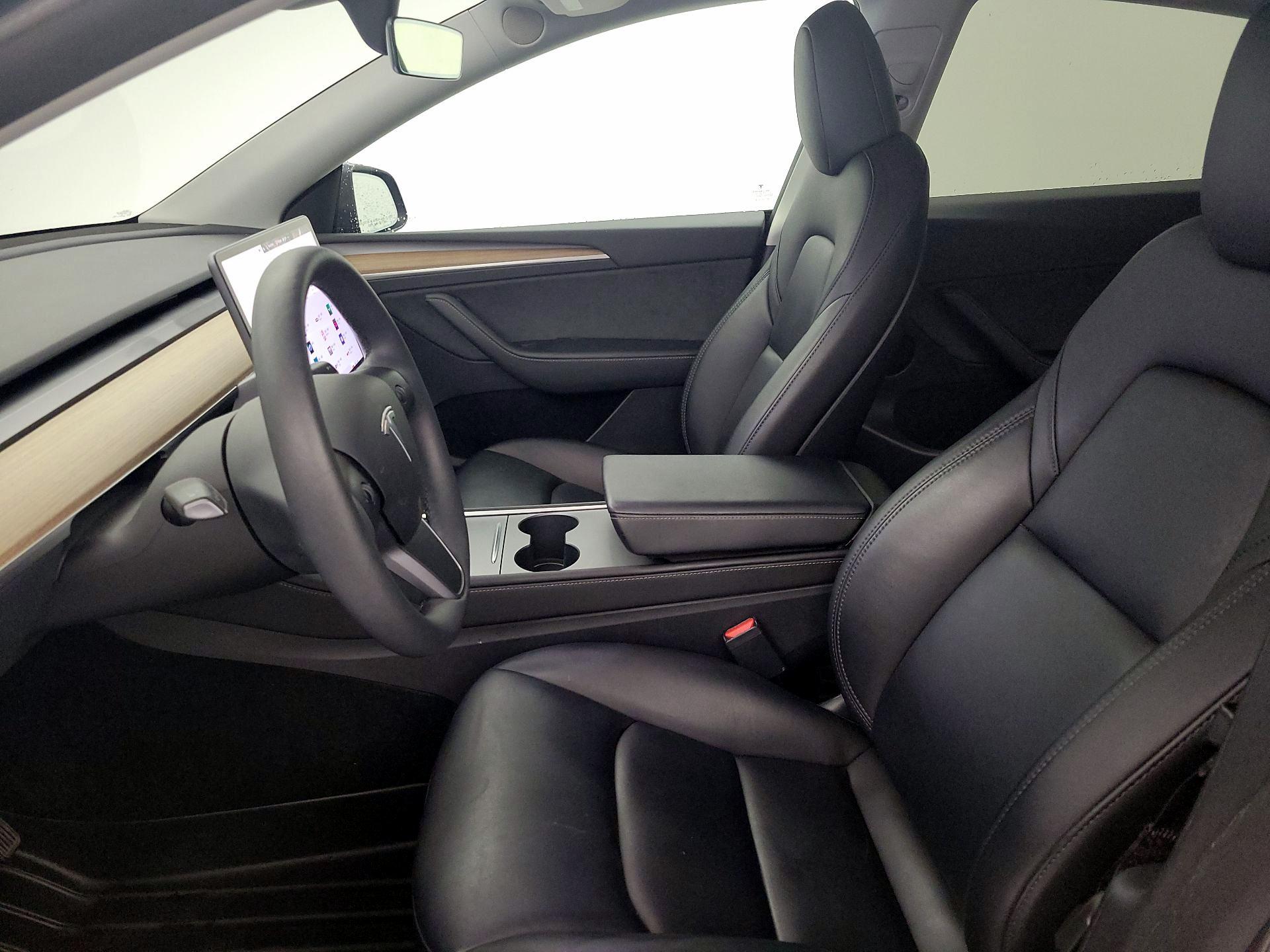 Thumbnail: 2023 Tesla Model Y - 11