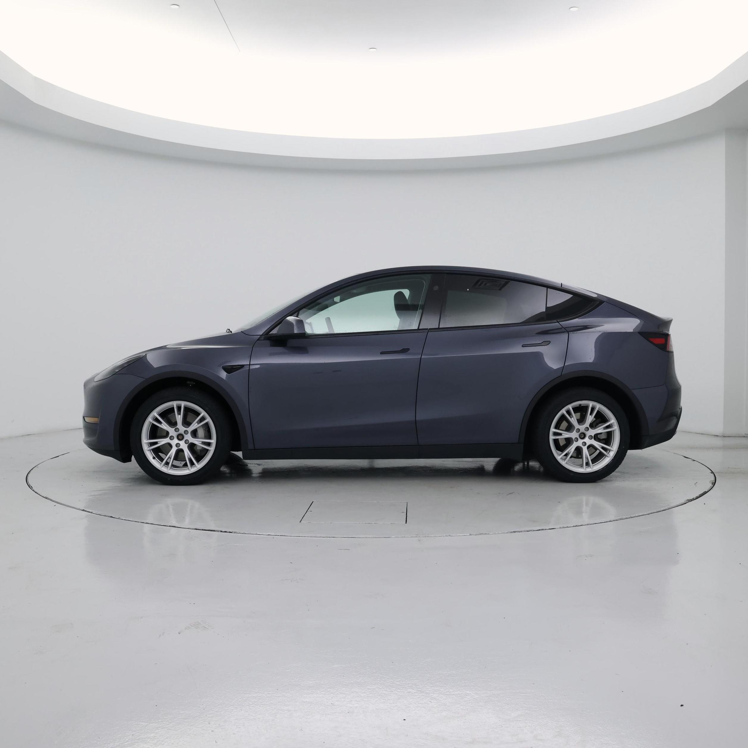 Thumbnail: 2023 Tesla Model Y - 3