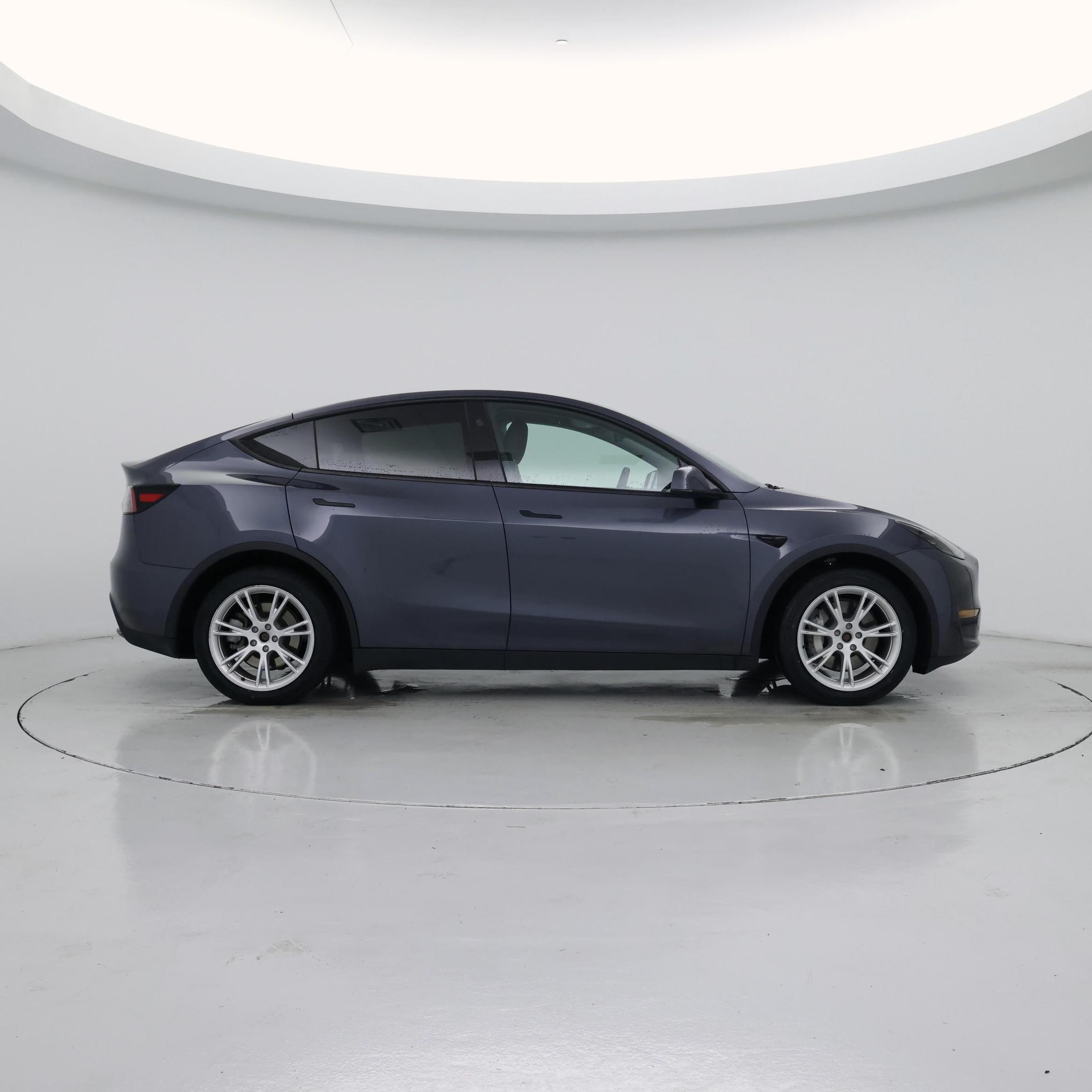 Thumbnail: 2023 Tesla Model Y - 7