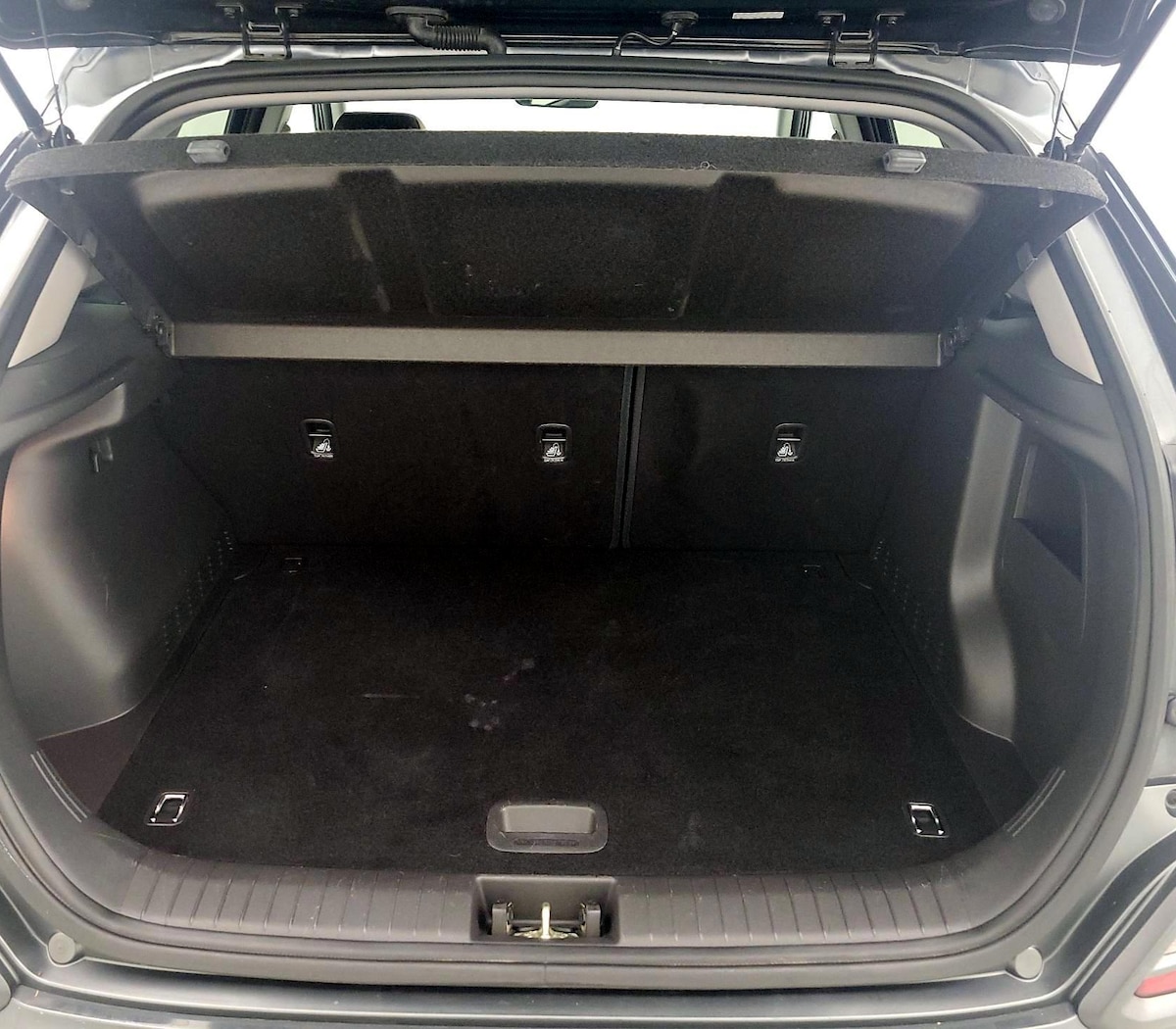 Trunk/Cargo (Seats Up)