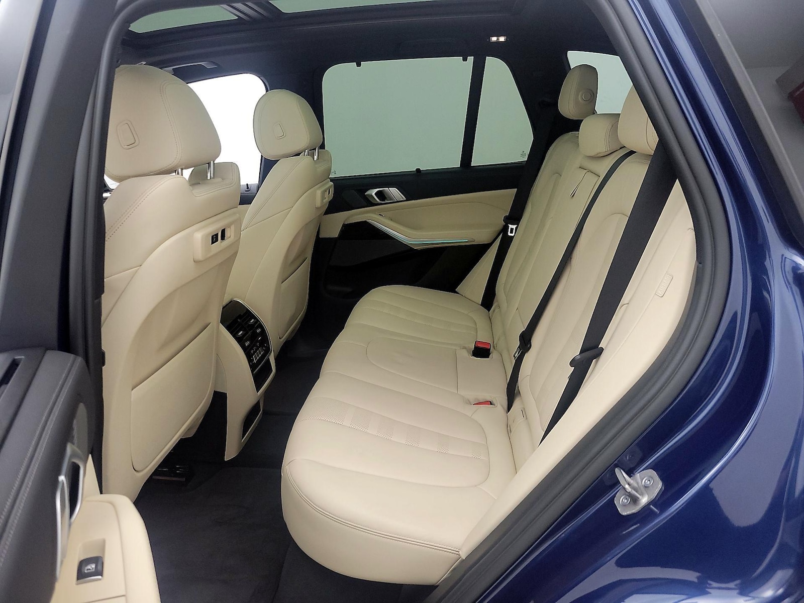 2021 BMW X5 40i - Photo 21