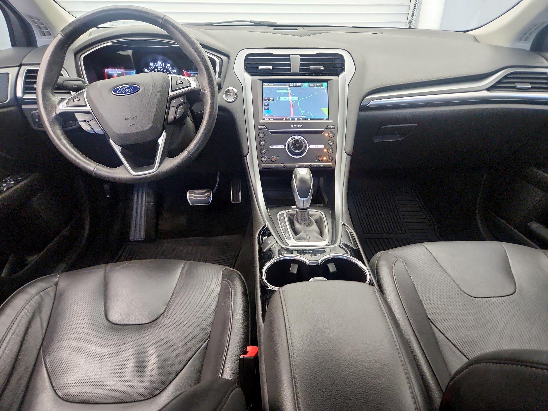 Thumbnail: 2016 Ford Fusion - 9