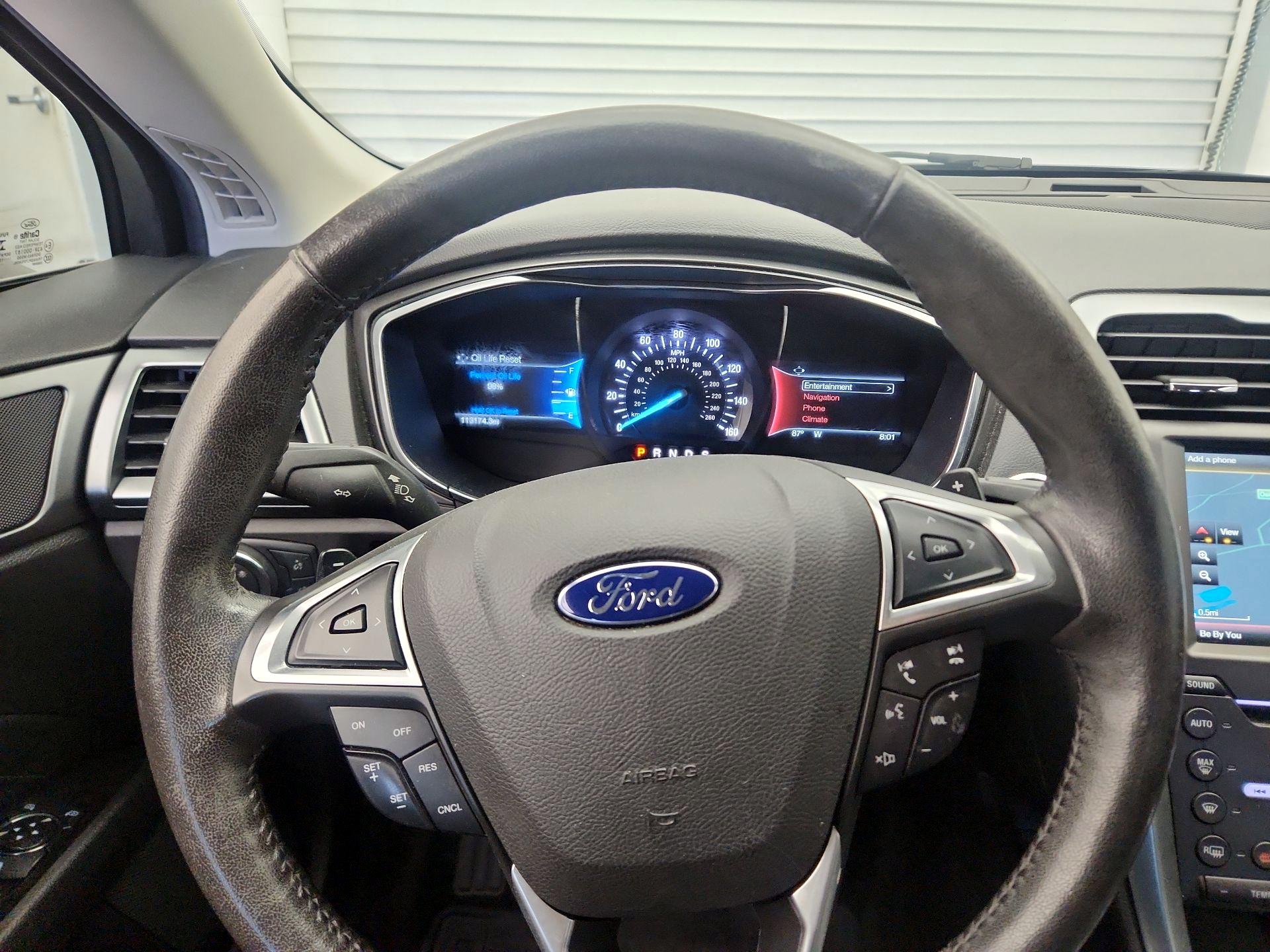 Thumbnail: 2016 Ford Fusion - 10