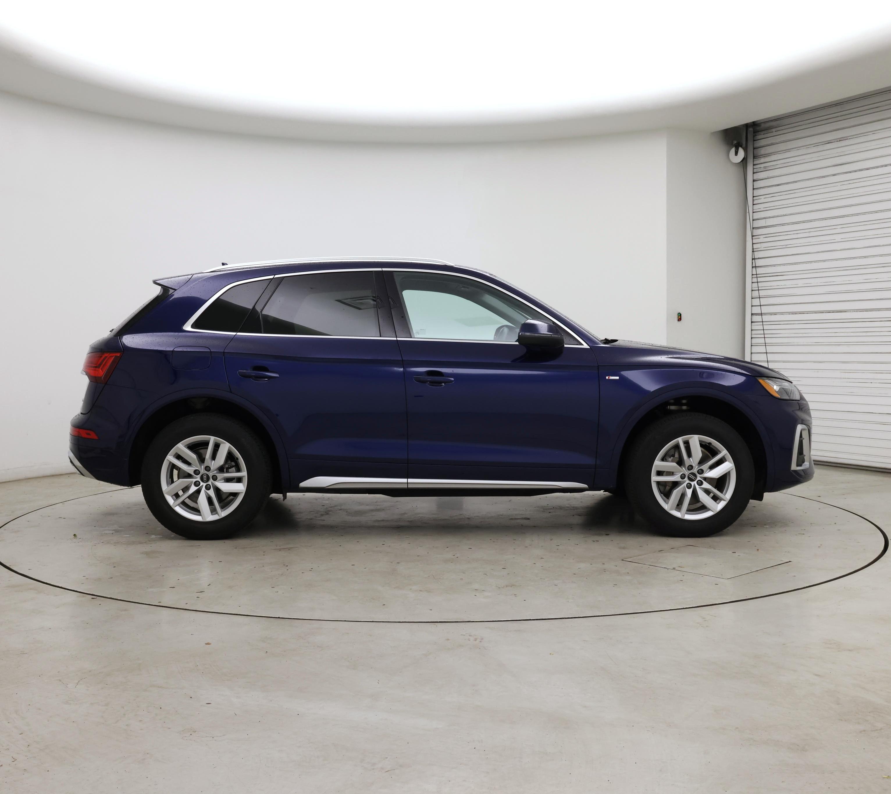 Thumbnail: 2022 Audi Q5 - 7
