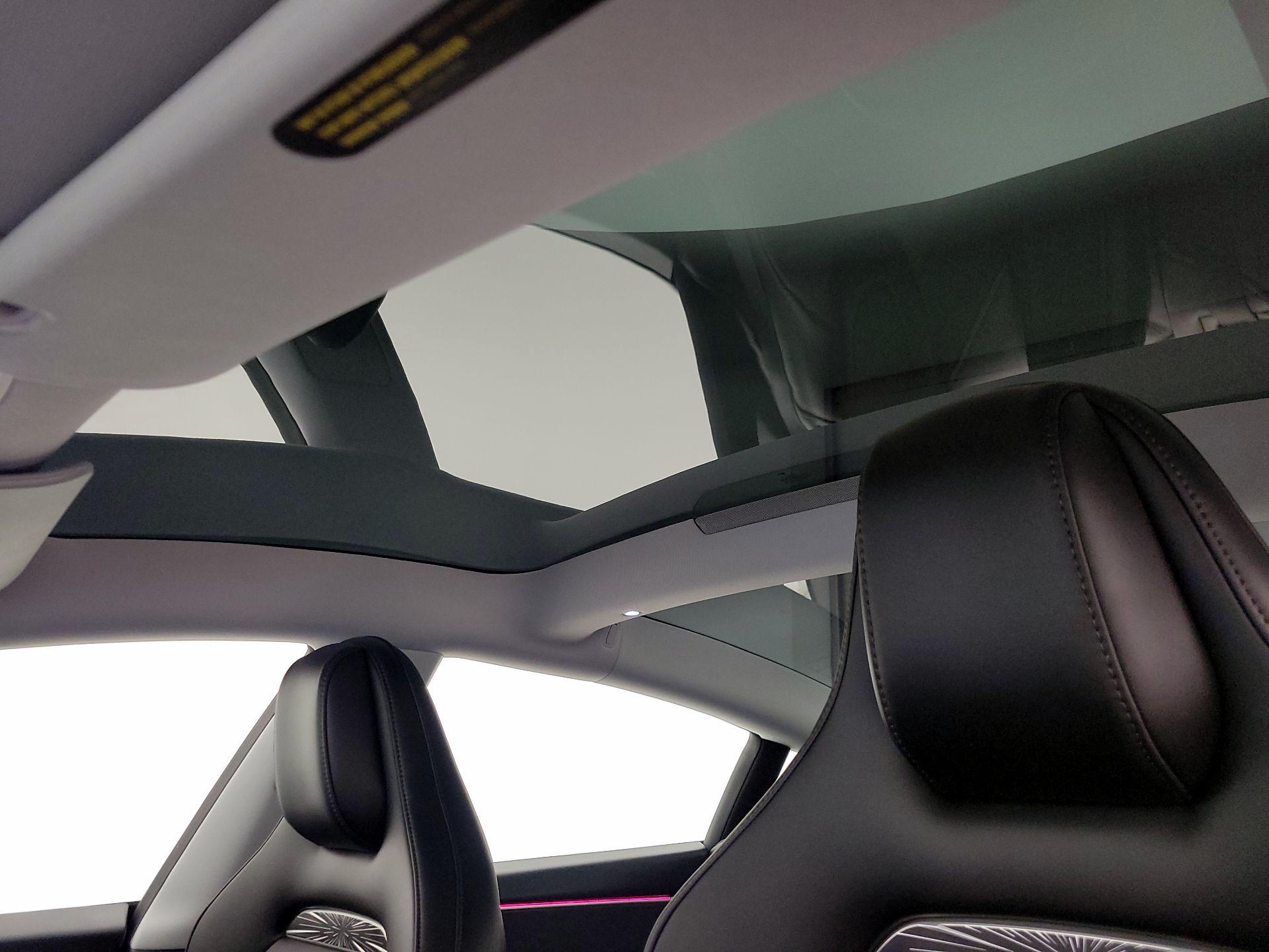Thumbnail: 2025 Tesla Model 3 - 19