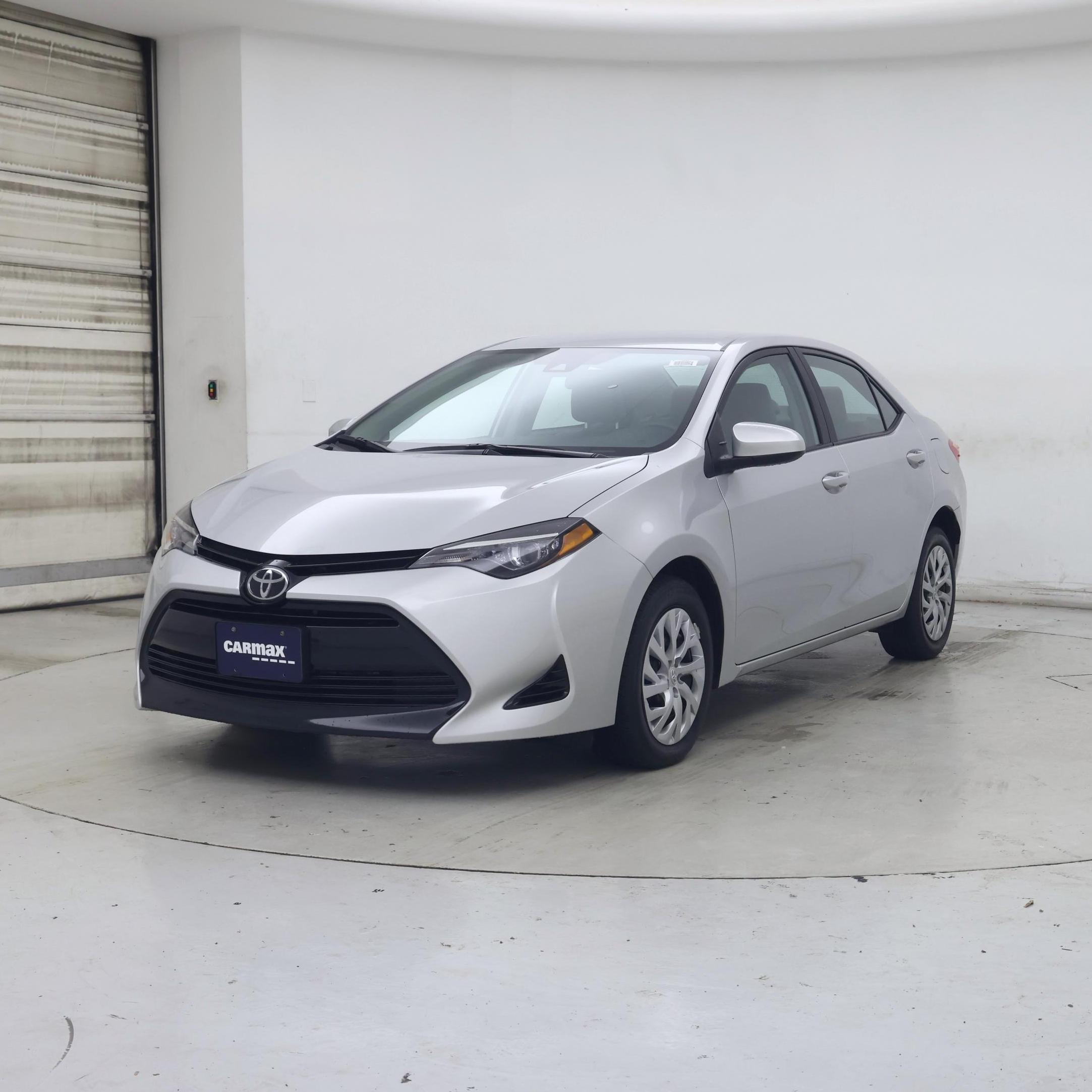 Thumbnail: 2018 Toyota Corolla - 4