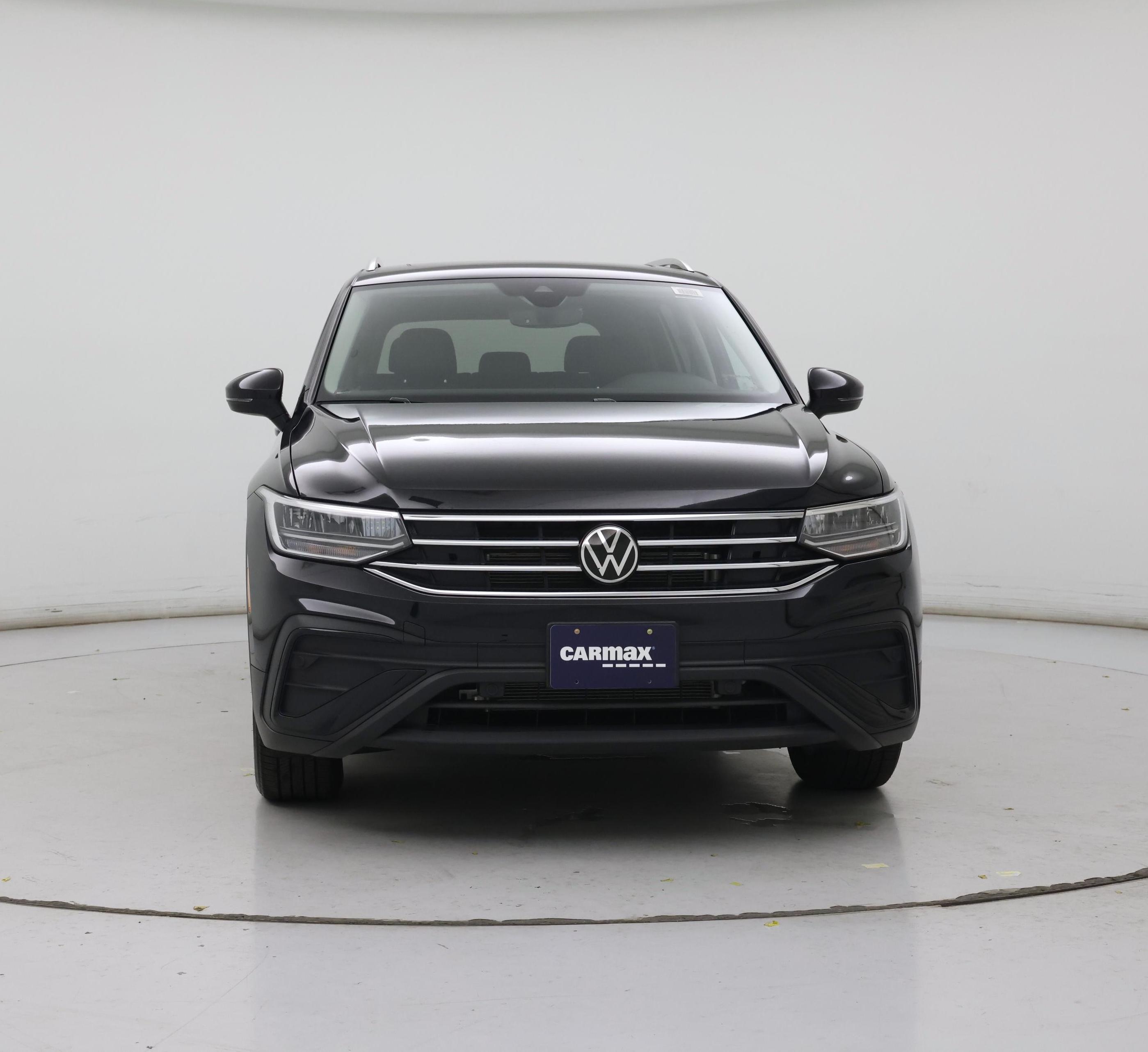 Thumbnail: 2022 Volkswagen Tiguan - 5