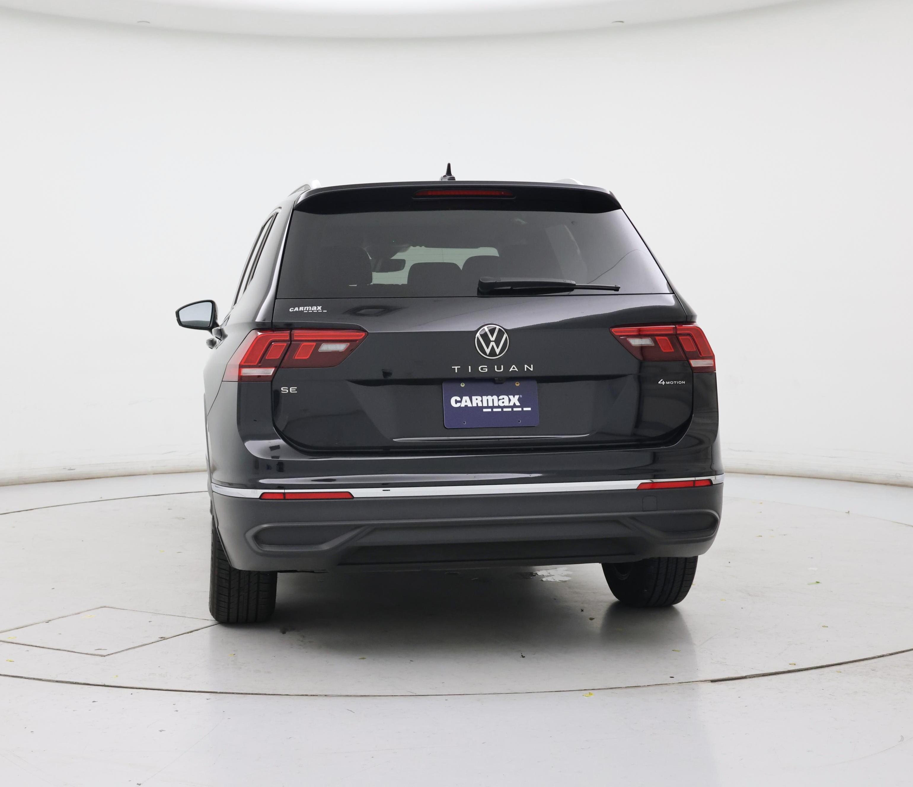 Thumbnail: 2022 Volkswagen Tiguan - 6