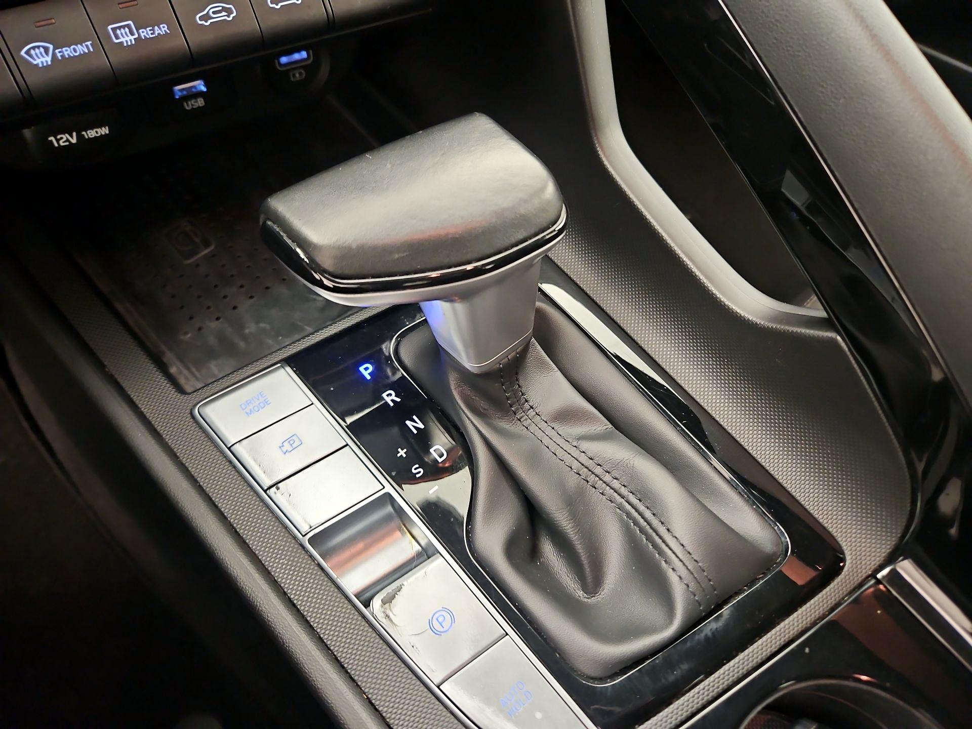 Thumbnail: 2021 Hyundai Elantra - 17
