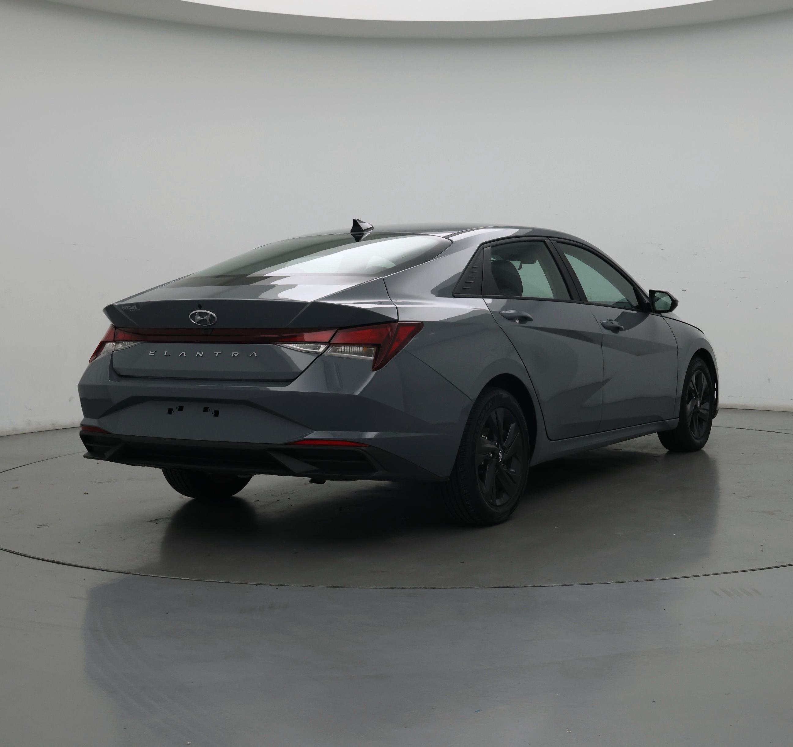 Thumbnail: 2021 Hyundai Elantra - 8