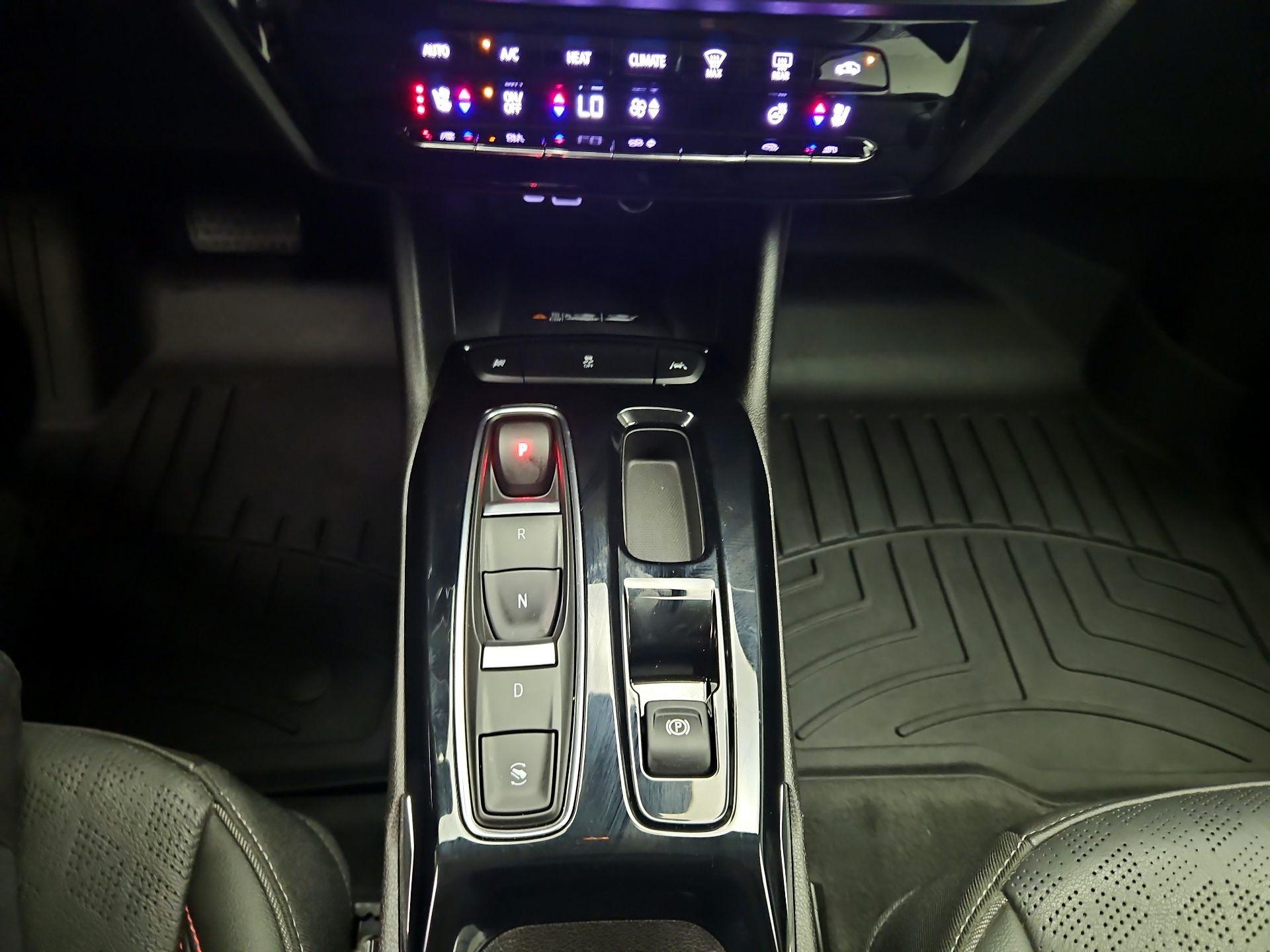 Thumbnail: 2023 Chevrolet Bolt EUV - 16