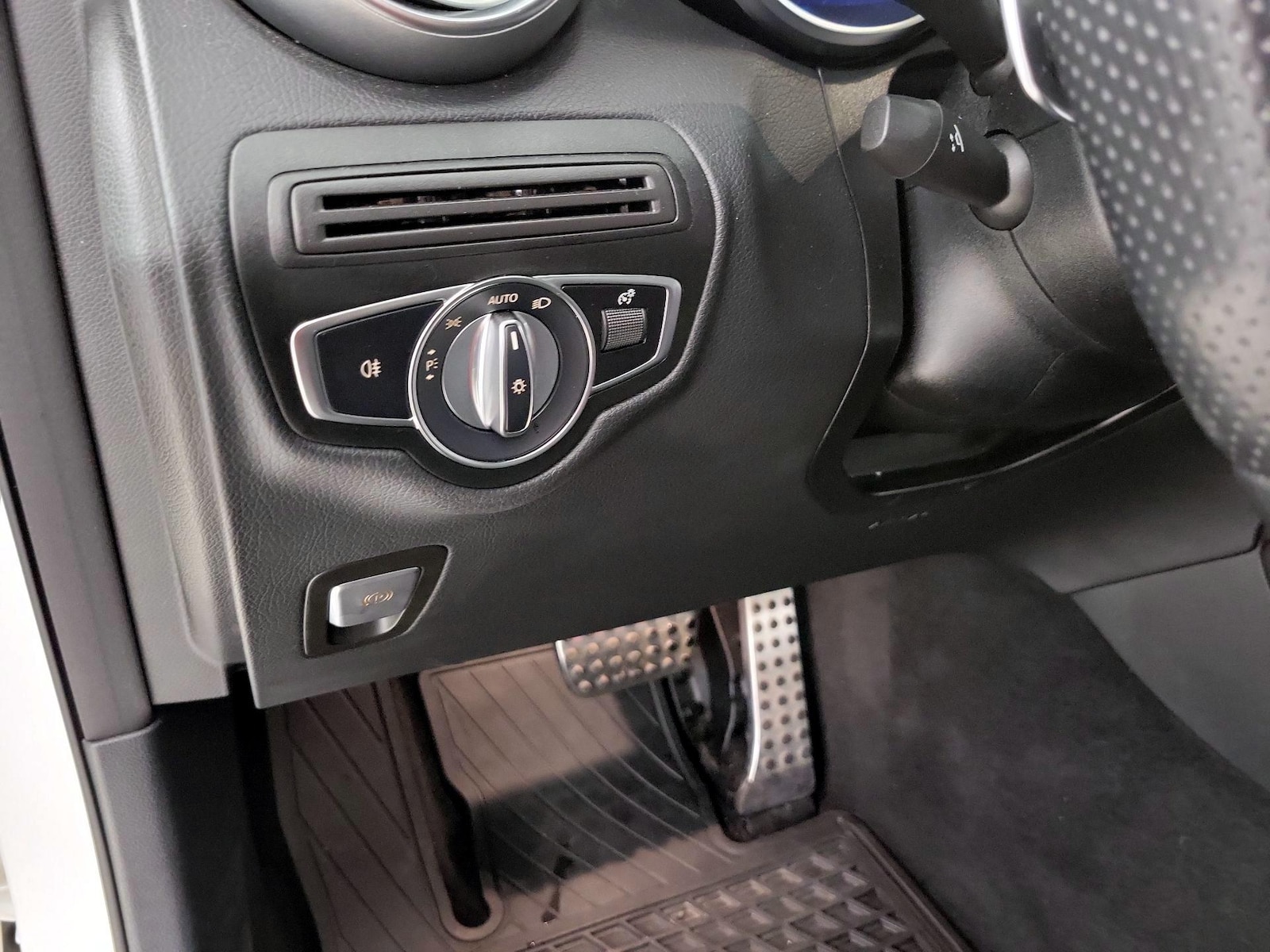 2021 Mercedes-Benz GLC AMG GLC43 - Photo 14