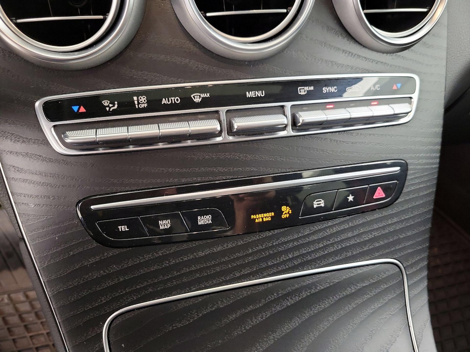 2021 Mercedes-Benz GLC AMG GLC43 - Photo 18