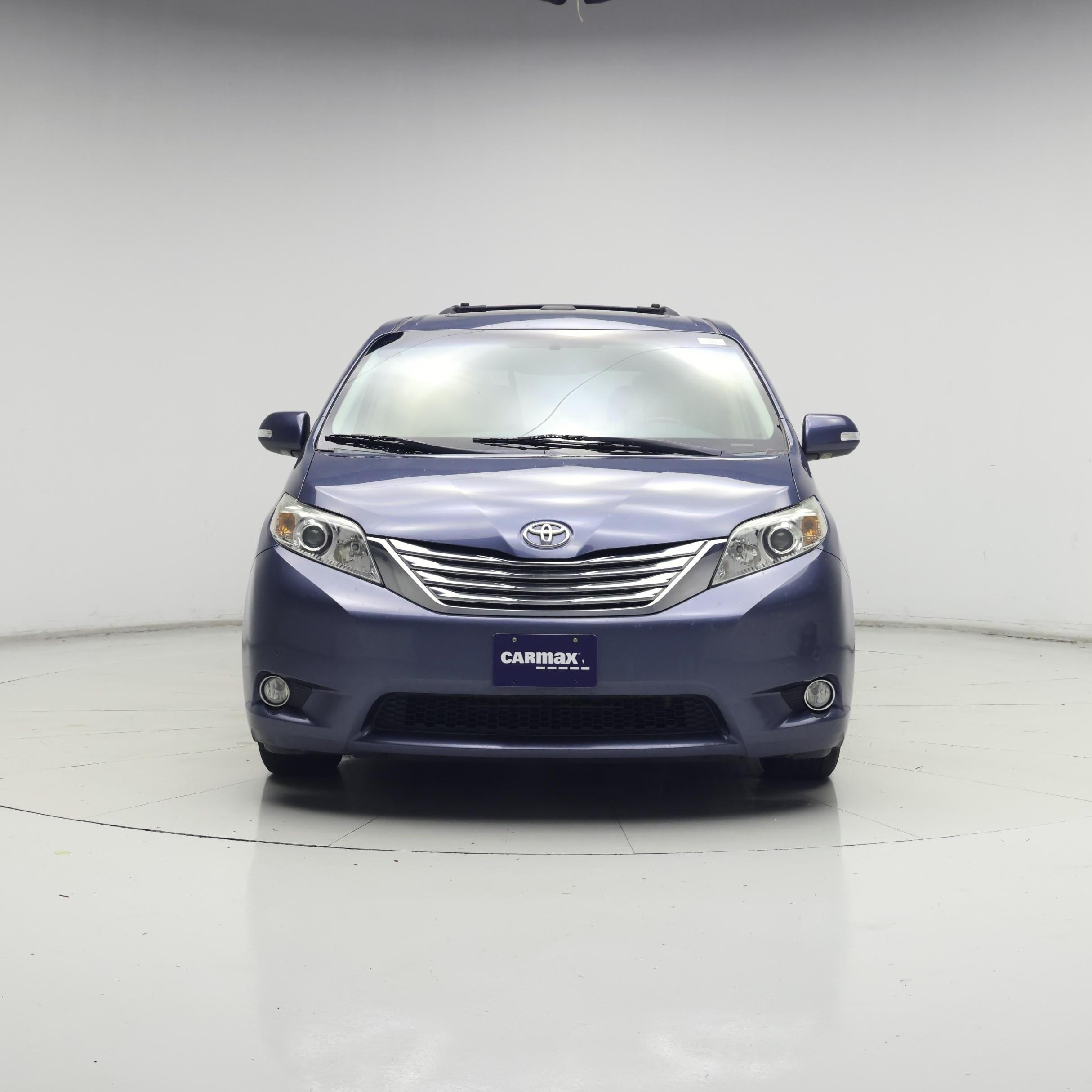 Thumbnail: 2014 Toyota Sienna - 5