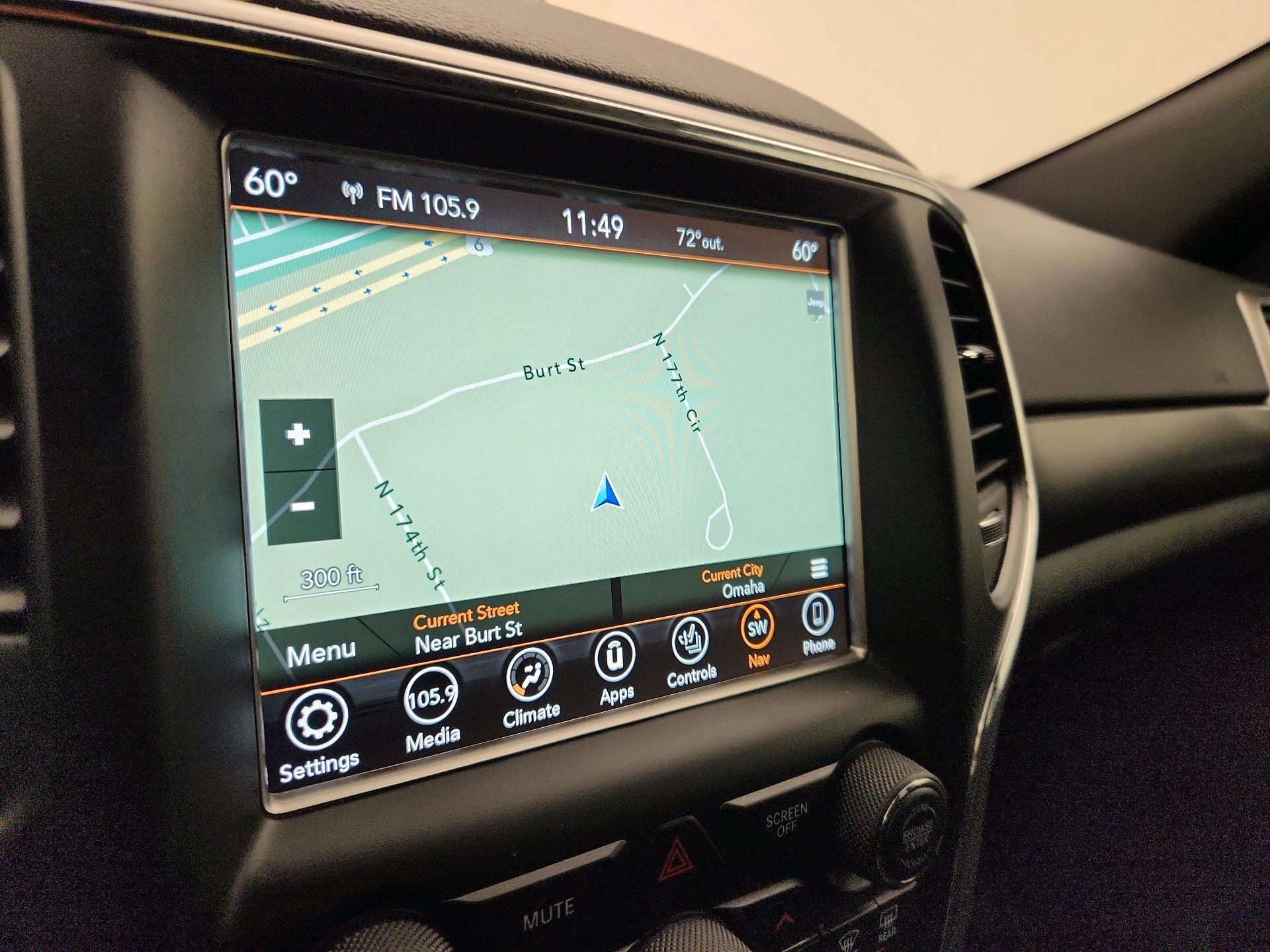 Thumbnail: 2018 Jeep Grand Cherokee - 14