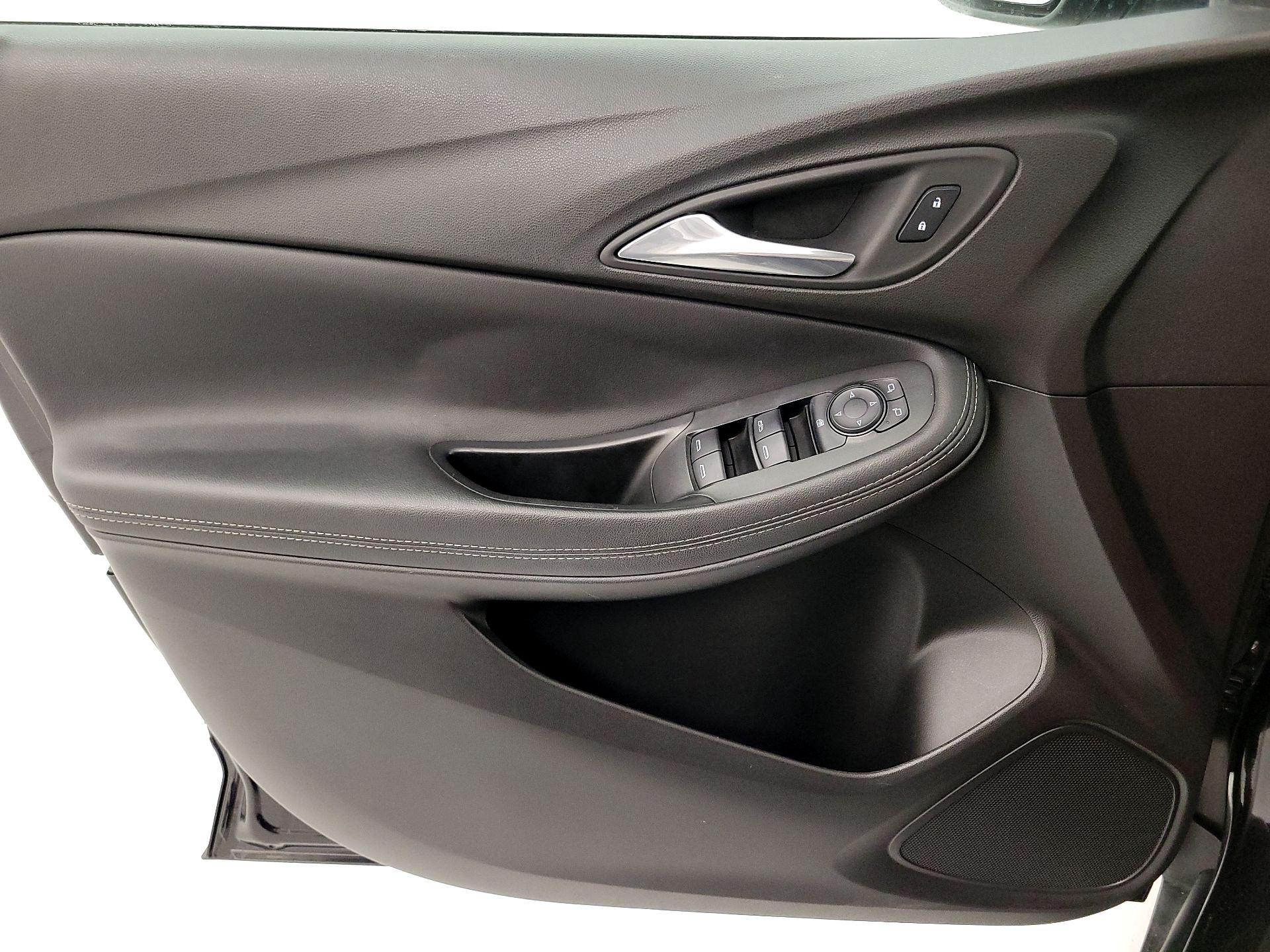 Thumbnail: 2021 Buick Encore GX - 12