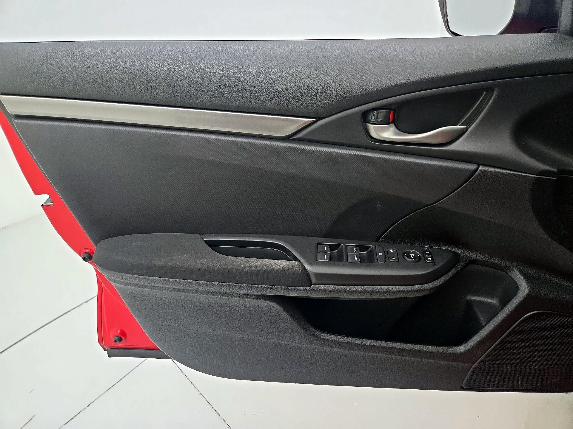 Thumbnail: 2018 Honda Civic - 12