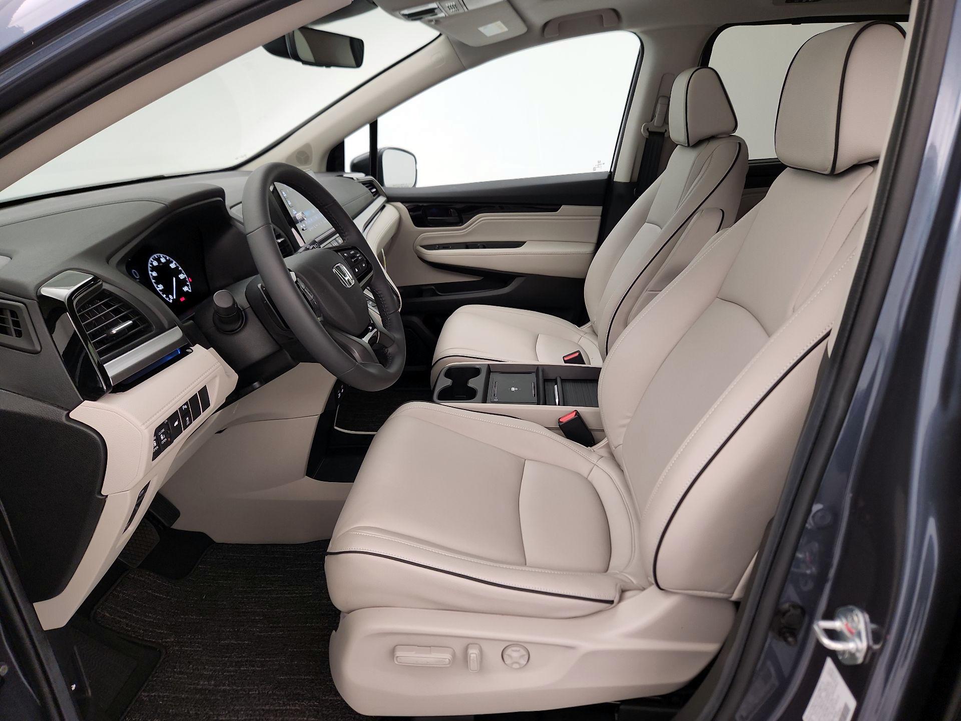 Thumbnail: 2026 Honda Odyssey - 12