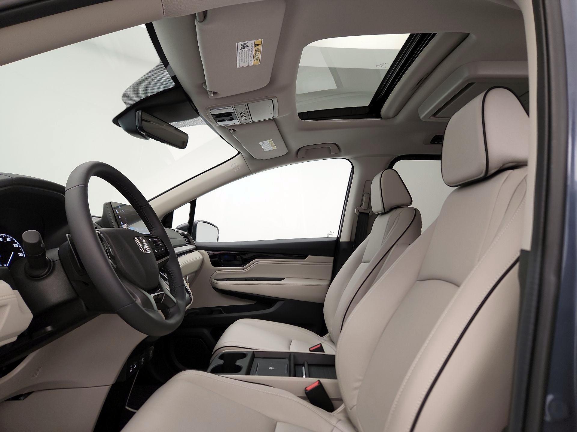 Thumbnail: 2026 Honda Odyssey - 20