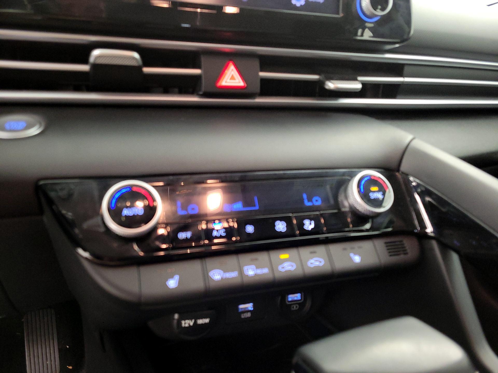 Thumbnail: 2022 Hyundai Elantra - 16