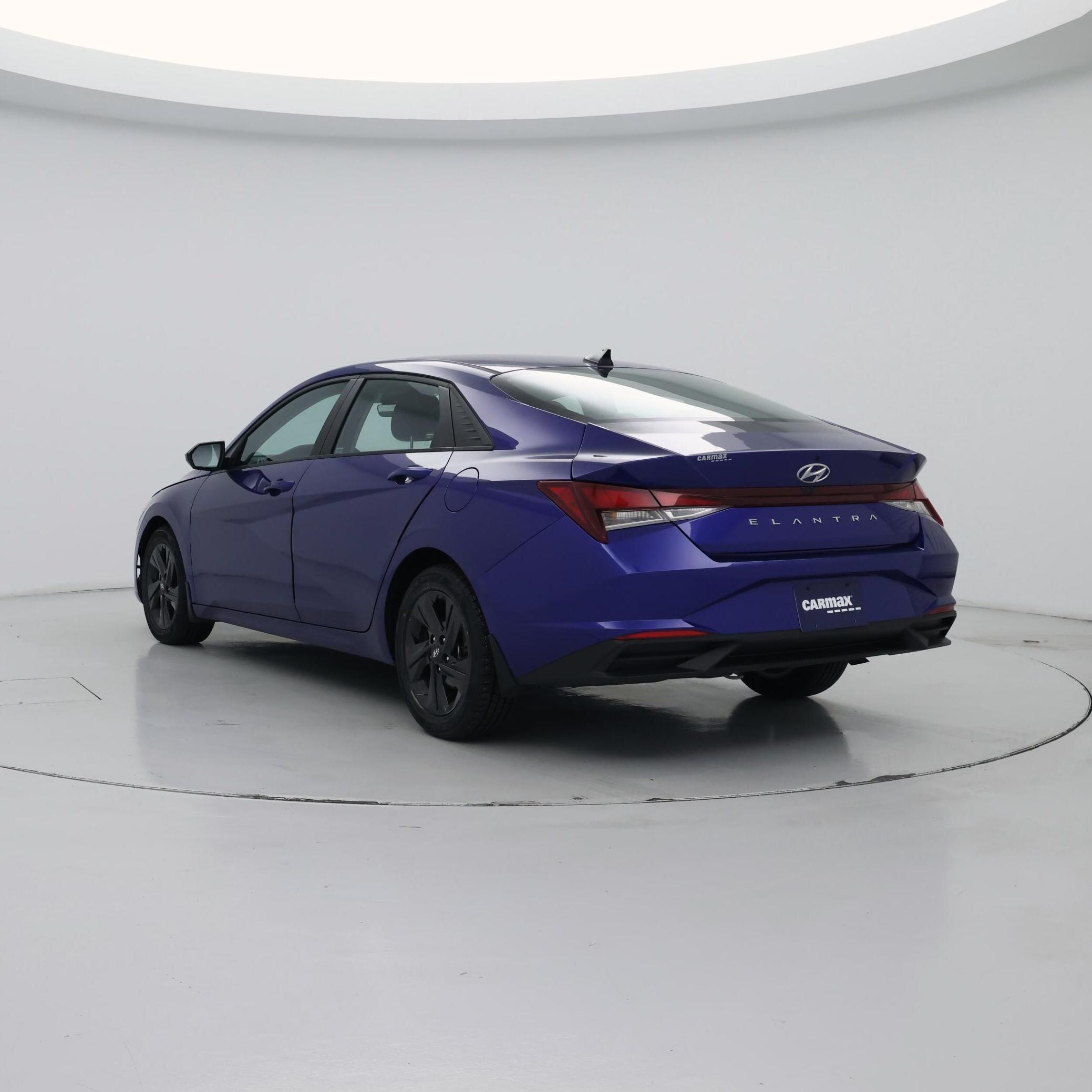 Thumbnail: 2022 Hyundai Elantra - 2
