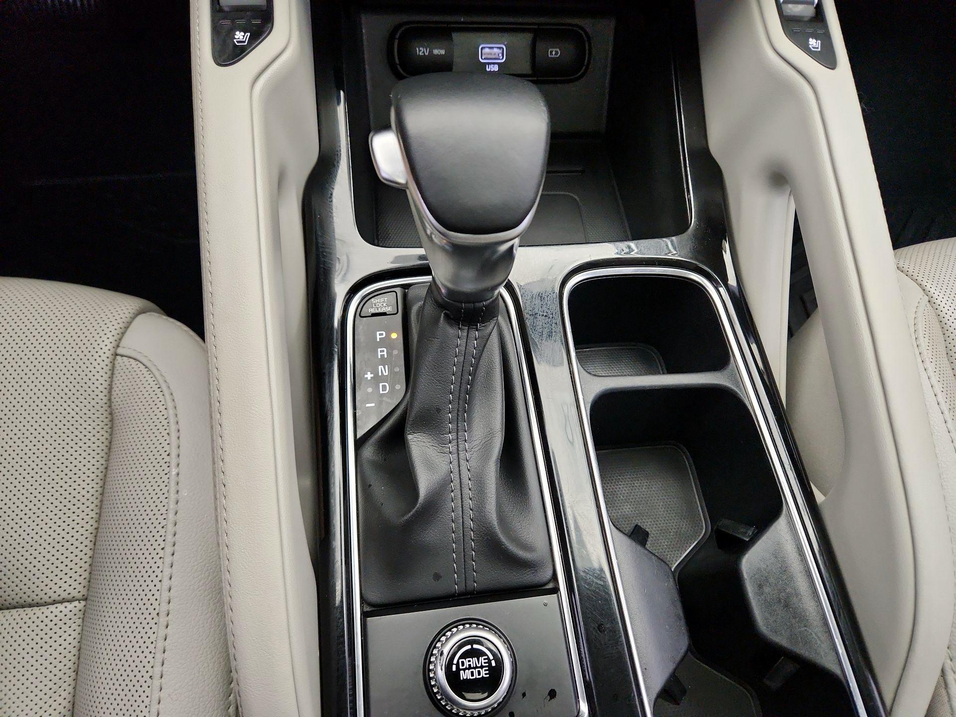 Thumbnail: 2022 Kia Telluride - 18
