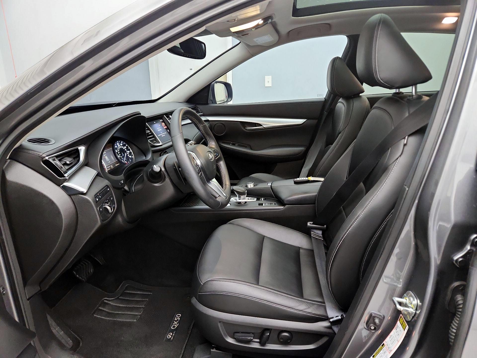 Thumbnail: 2021 INFINITI QX50 - 11