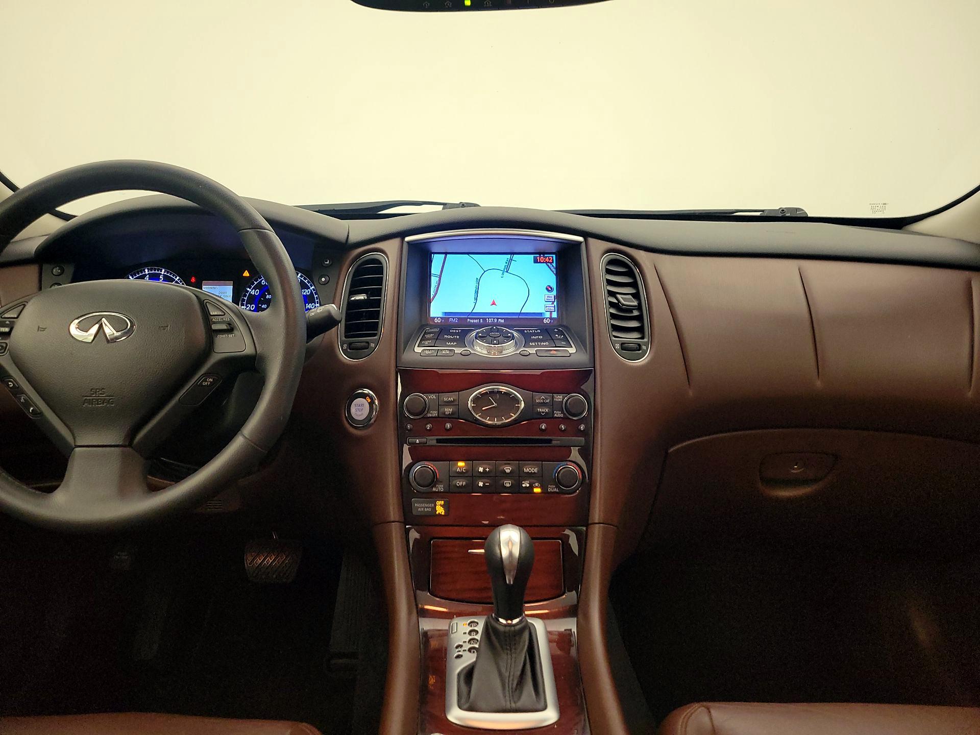Thumbnail: 2016 INFINITI QX50 - 9