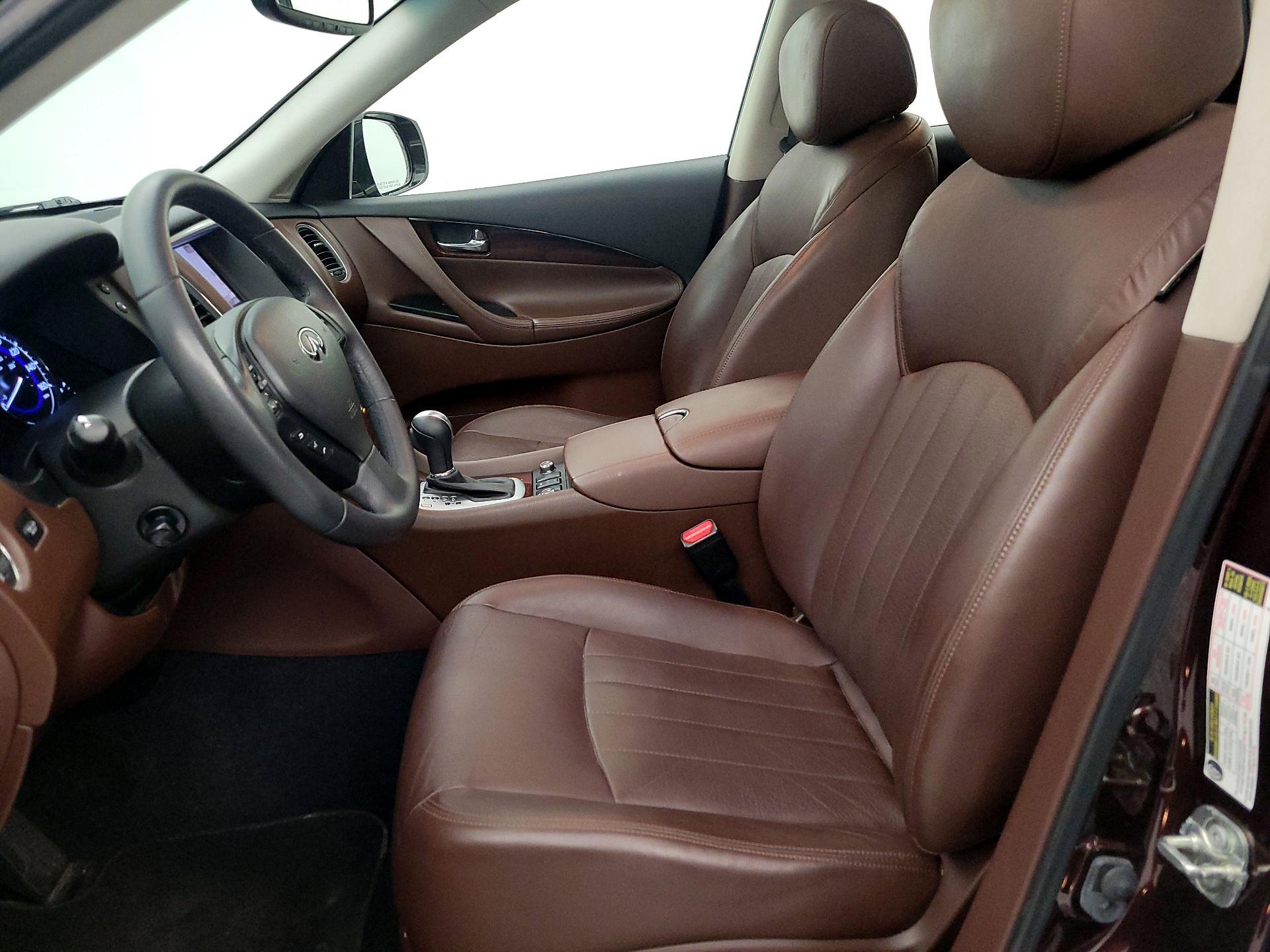 Thumbnail: 2016 INFINITI QX50 - 11