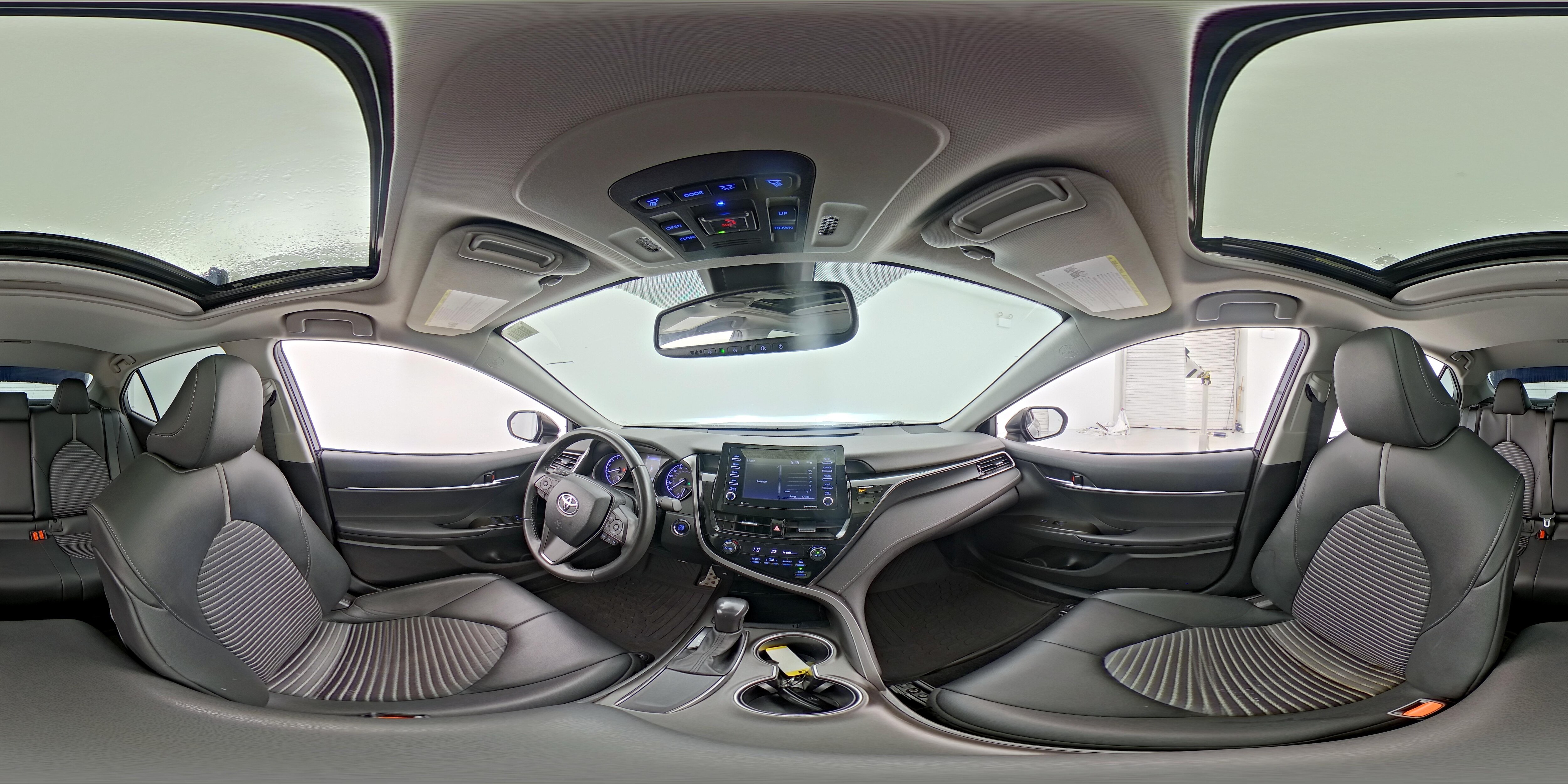 2021 Toyota Camry SE - Photo 25