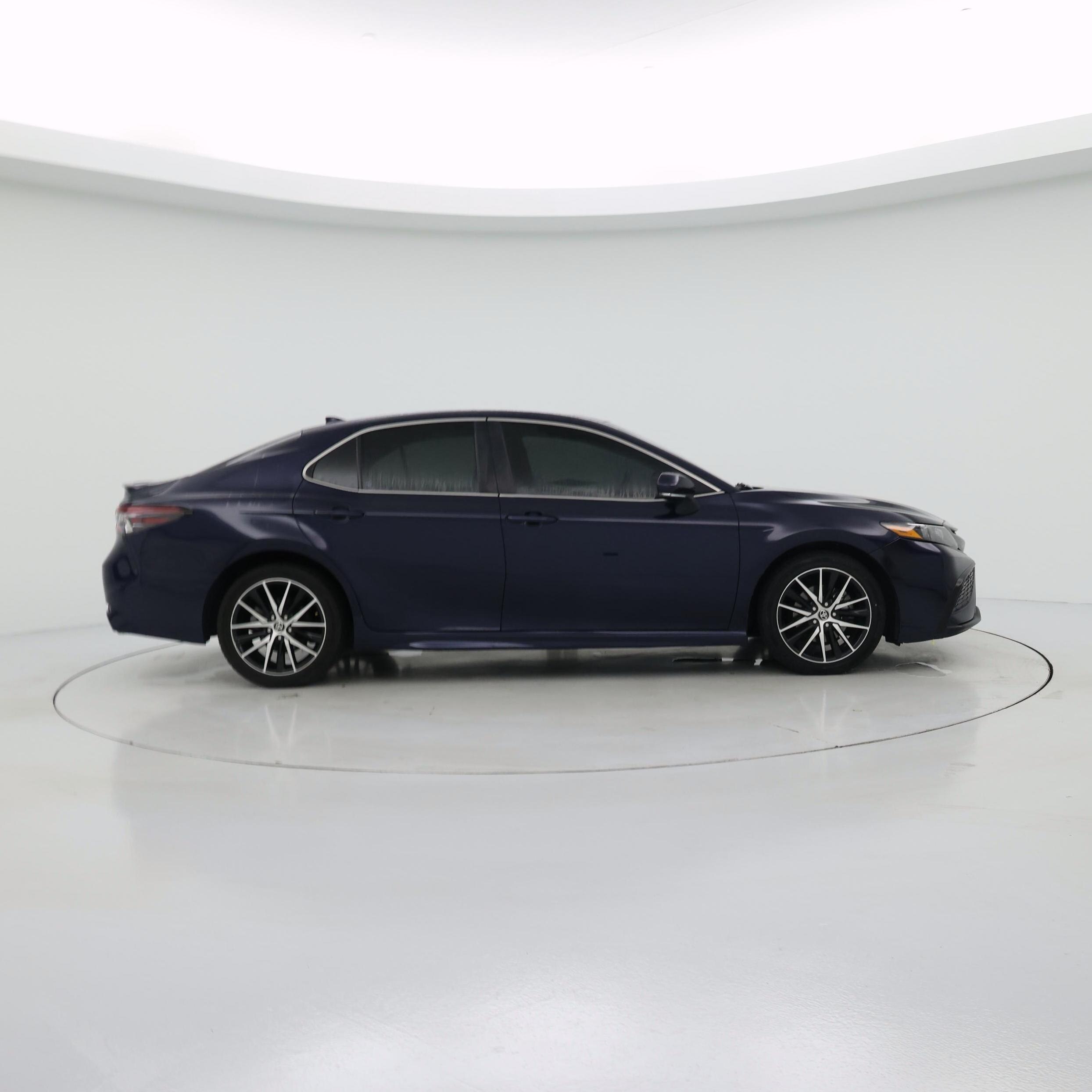 Thumbnail: 2021 Toyota Camry - 7