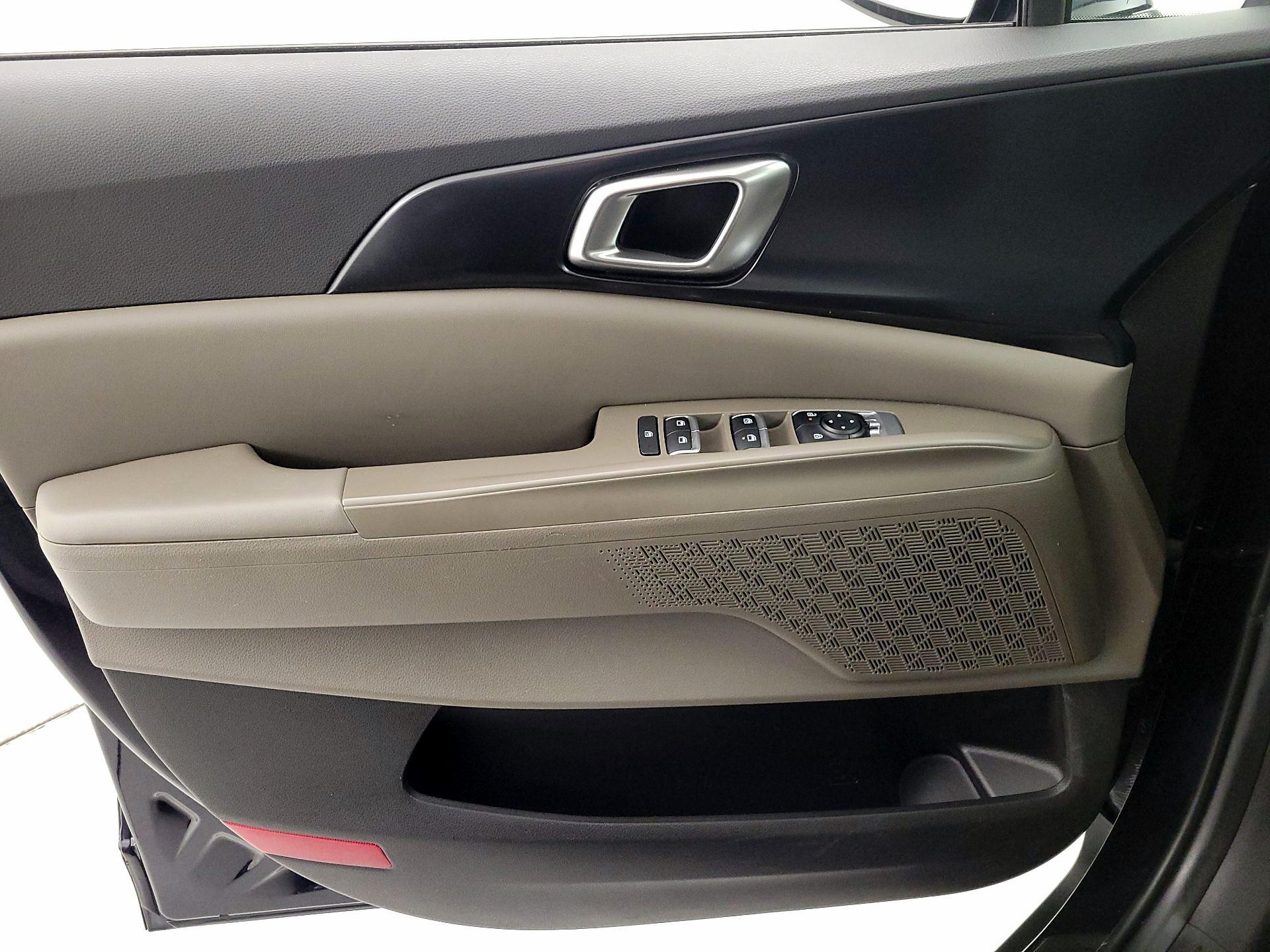 Thumbnail: 2025 Kia Carnival - 12