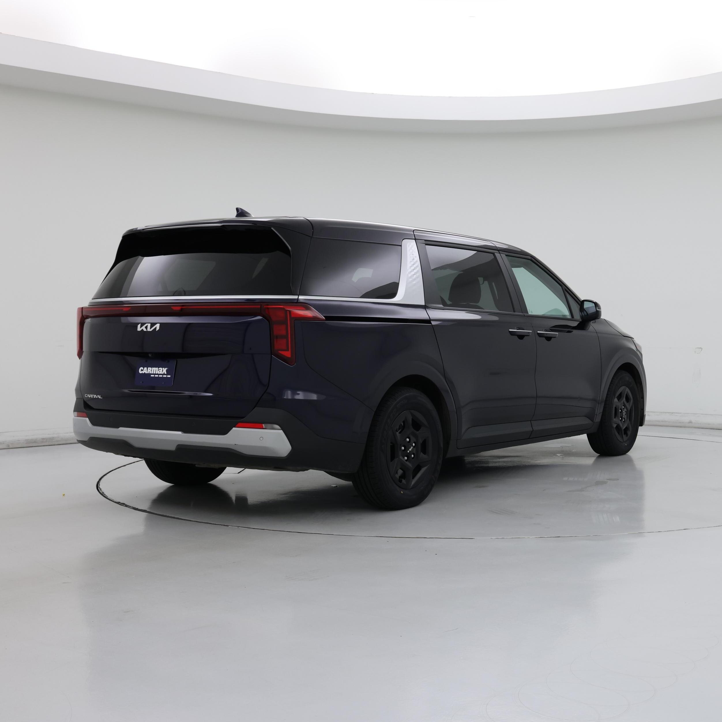 Thumbnail: 2025 Kia Carnival - 8