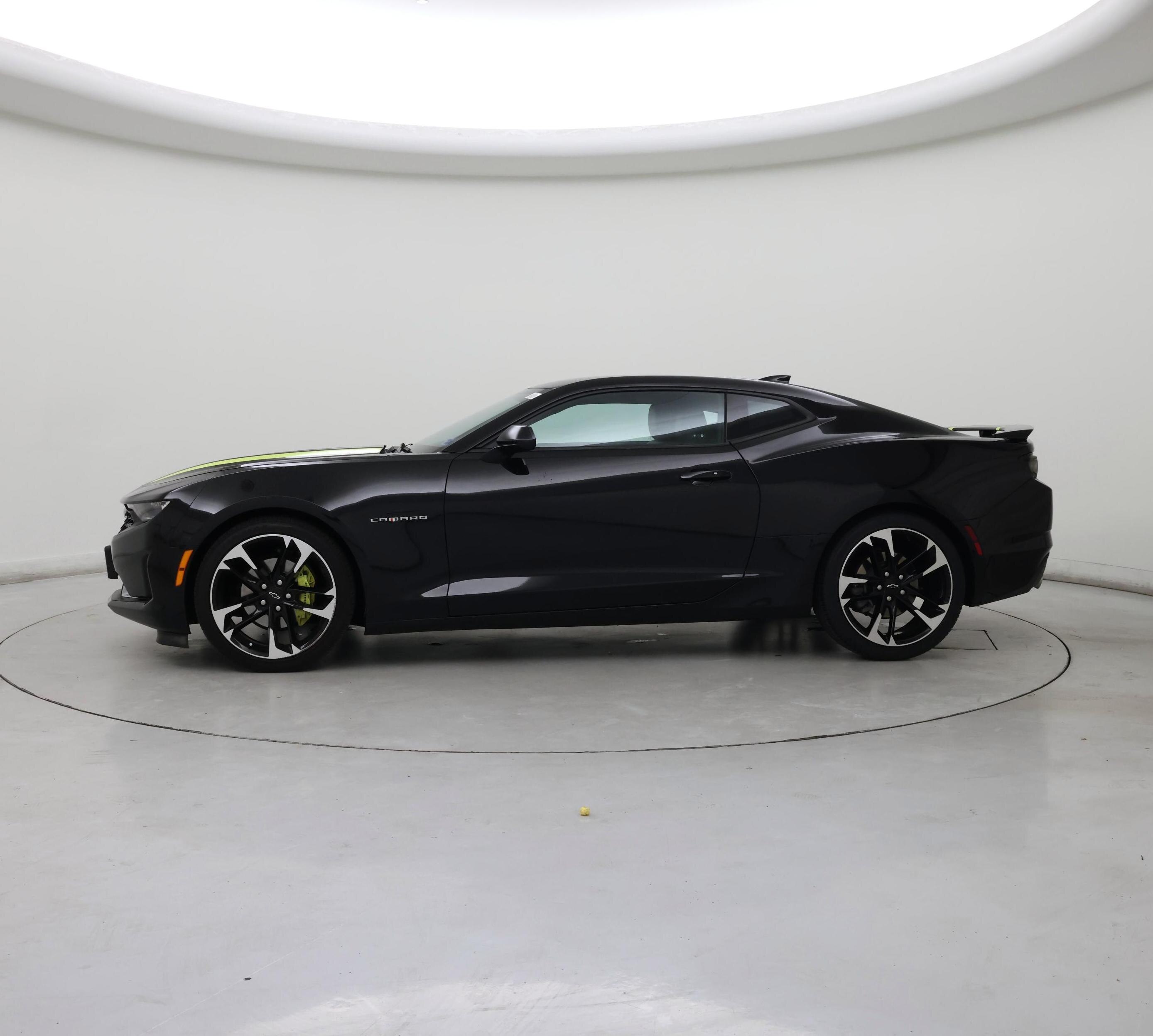 Thumbnail: 2023 Chevrolet Camaro - 3