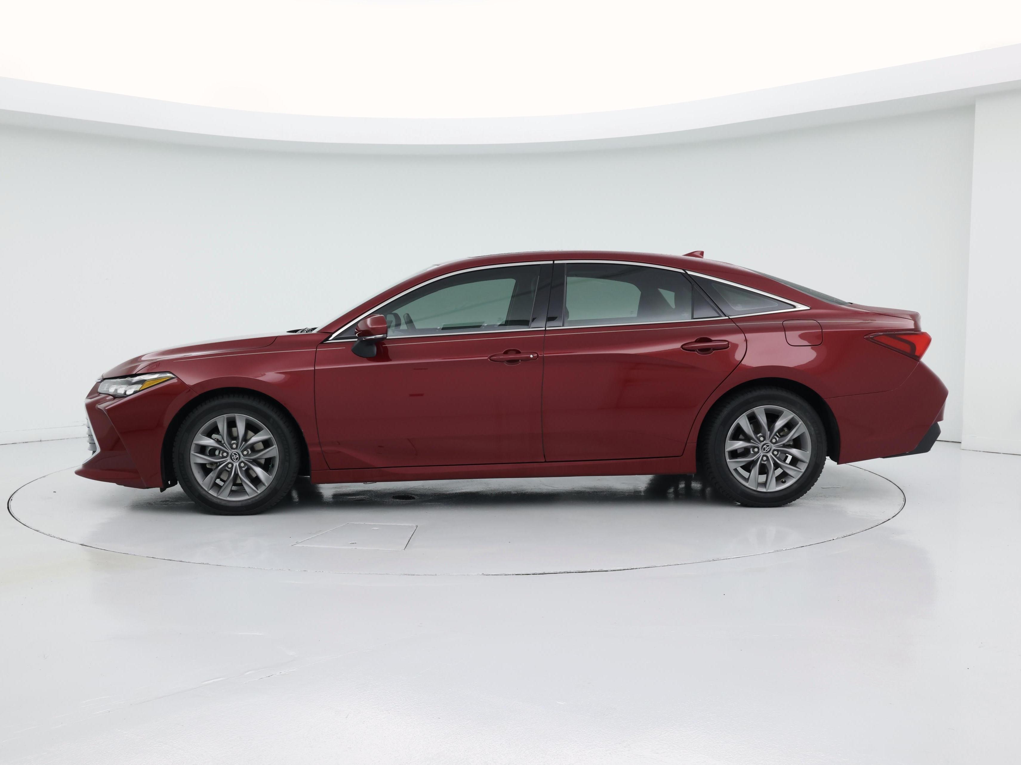 Thumbnail: 2020 Toyota Avalon - 3