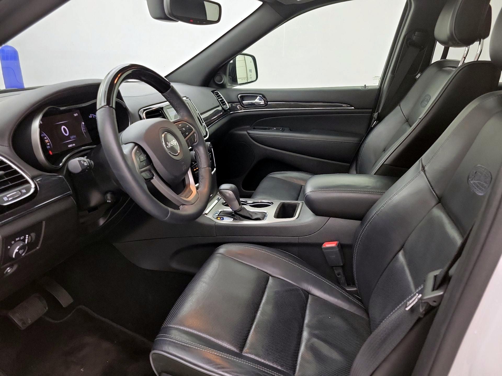 Thumbnail: 2019 Jeep Grand Cherokee - 11