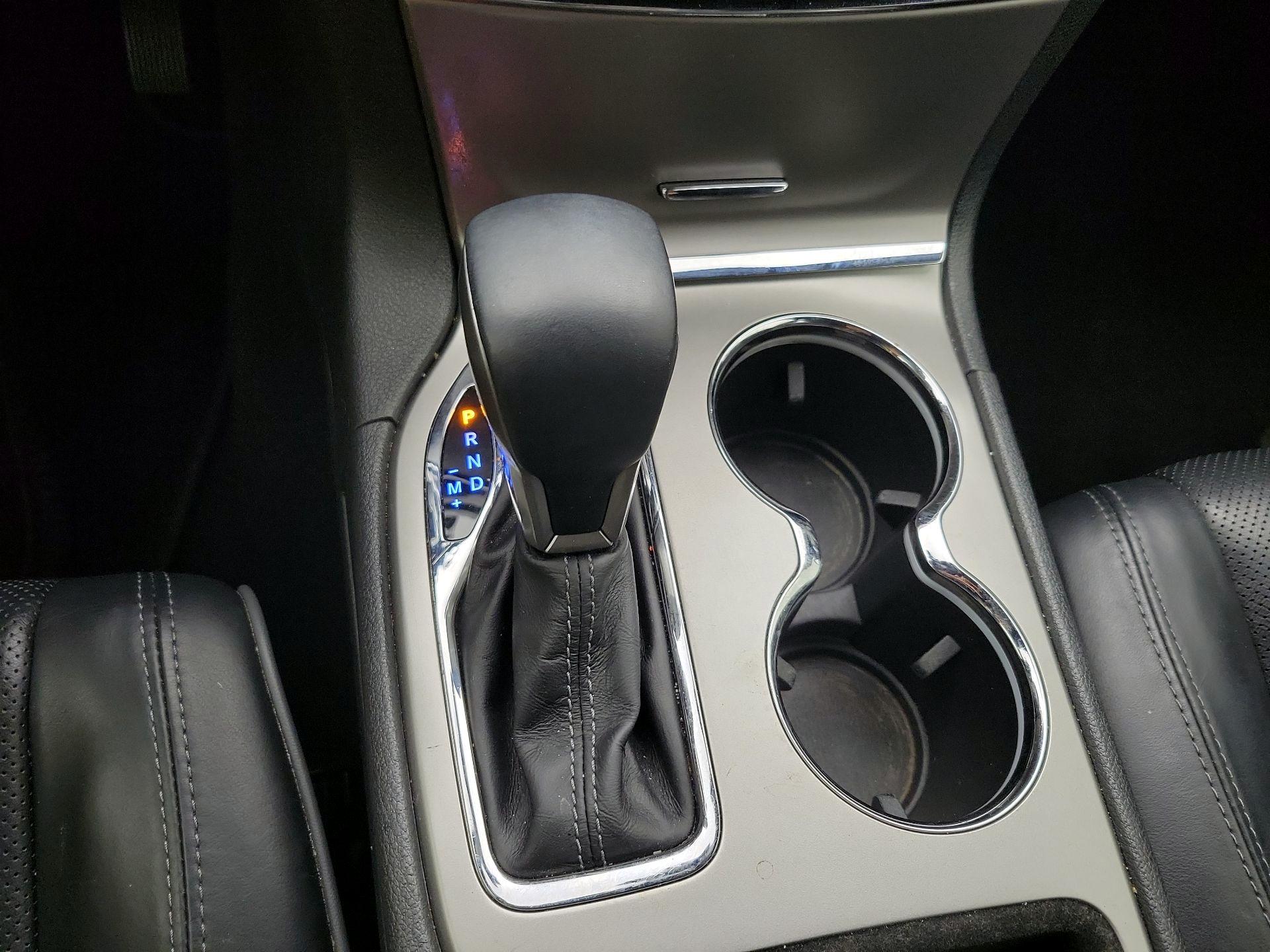 Thumbnail: 2019 Jeep Grand Cherokee - 18