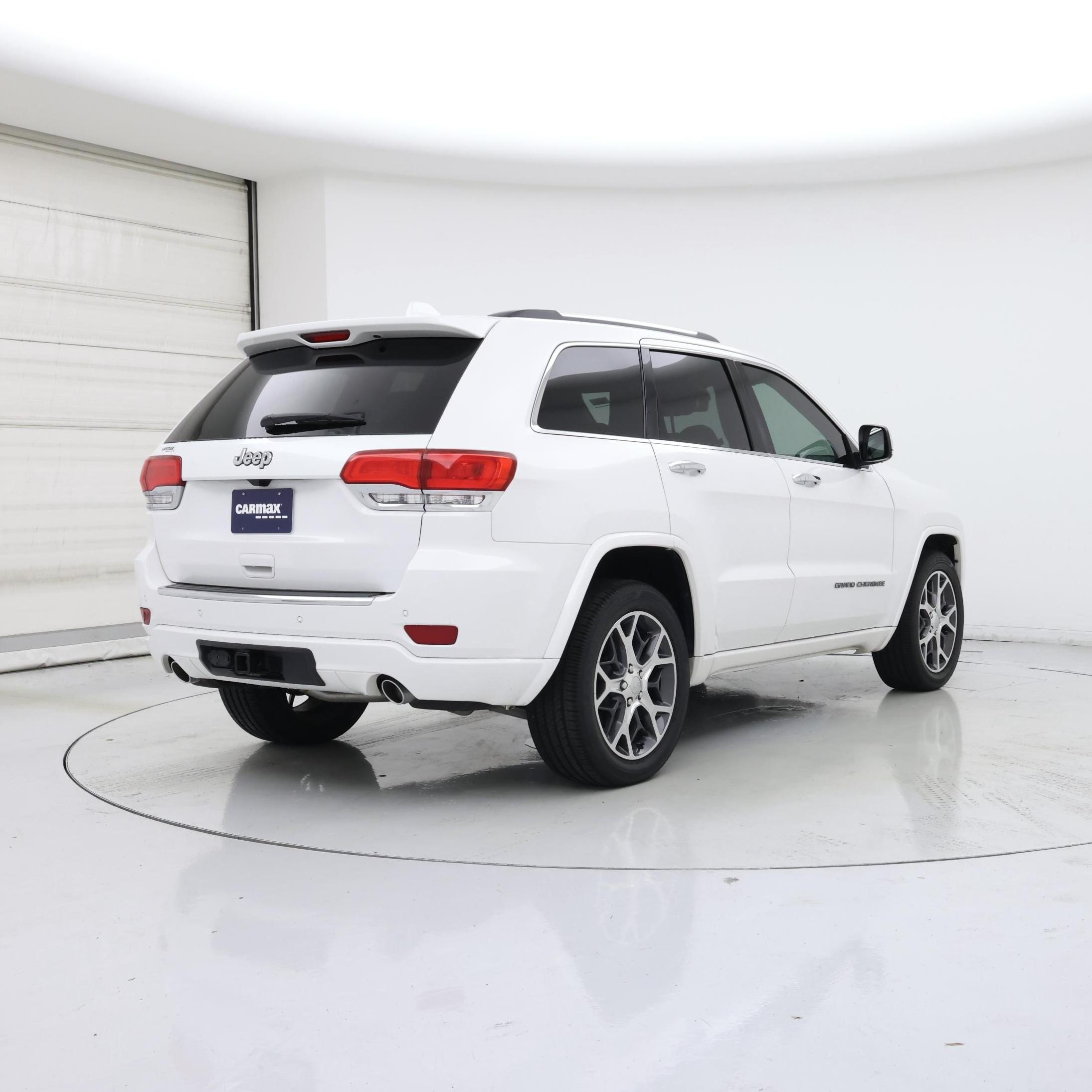 Thumbnail: 2019 Jeep Grand Cherokee - 8