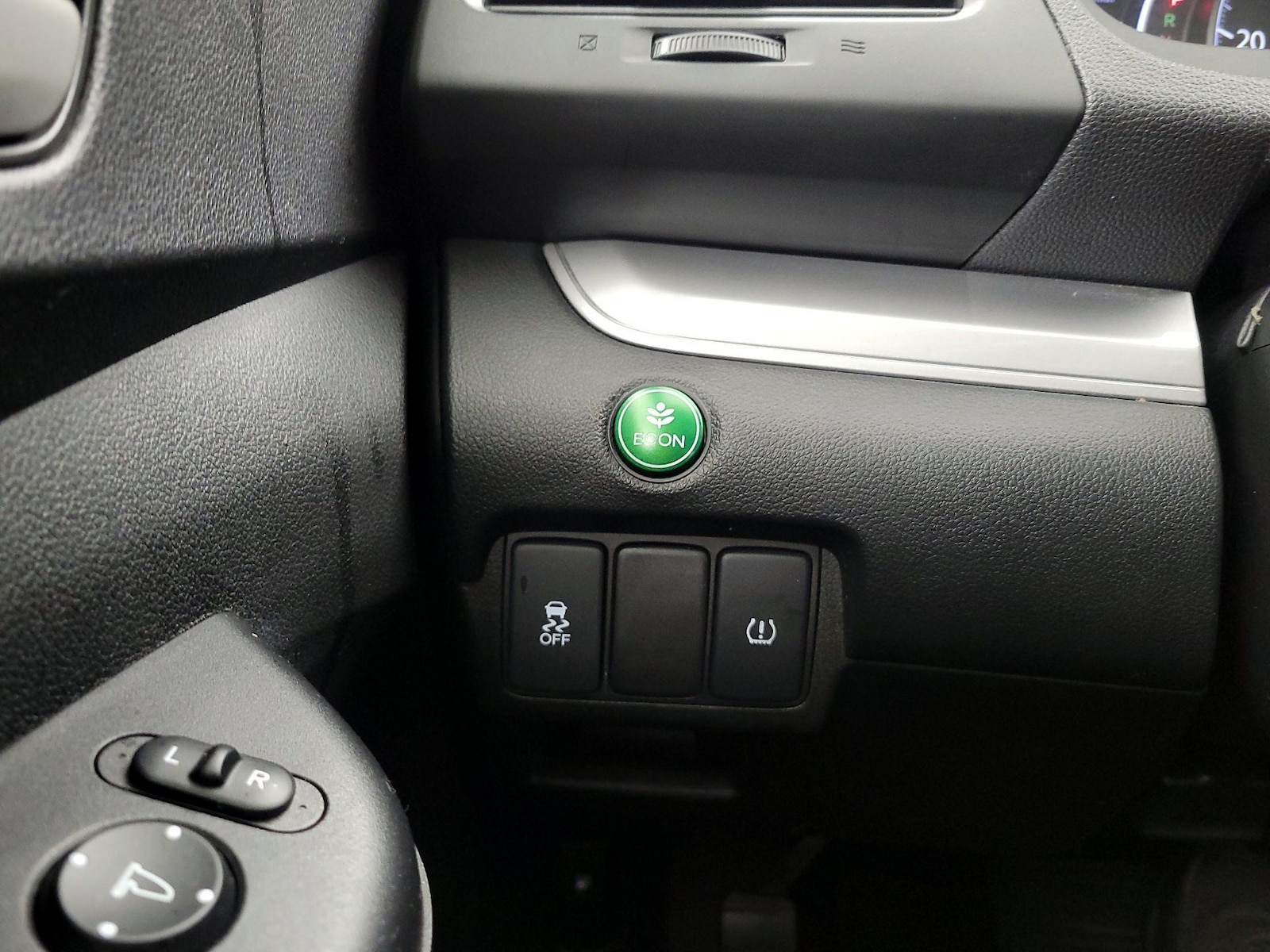 2015 Honda CR-V LX - Photo 14