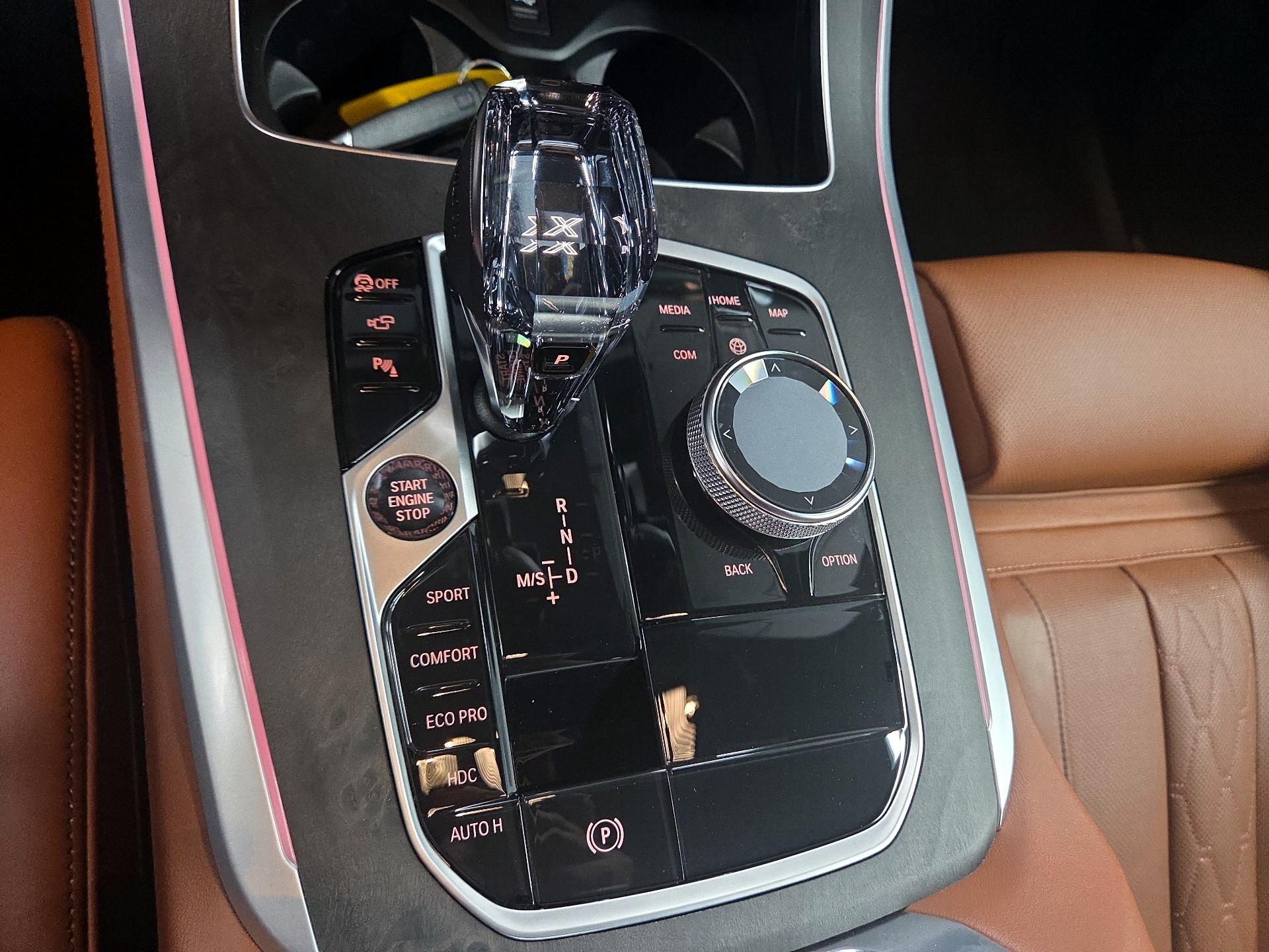Thumbnail: 2022 BMW X5 - 18