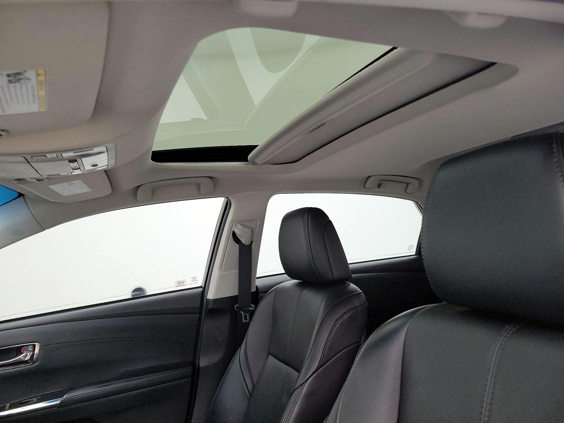 Thumbnail: 2016 Toyota Avalon - 19