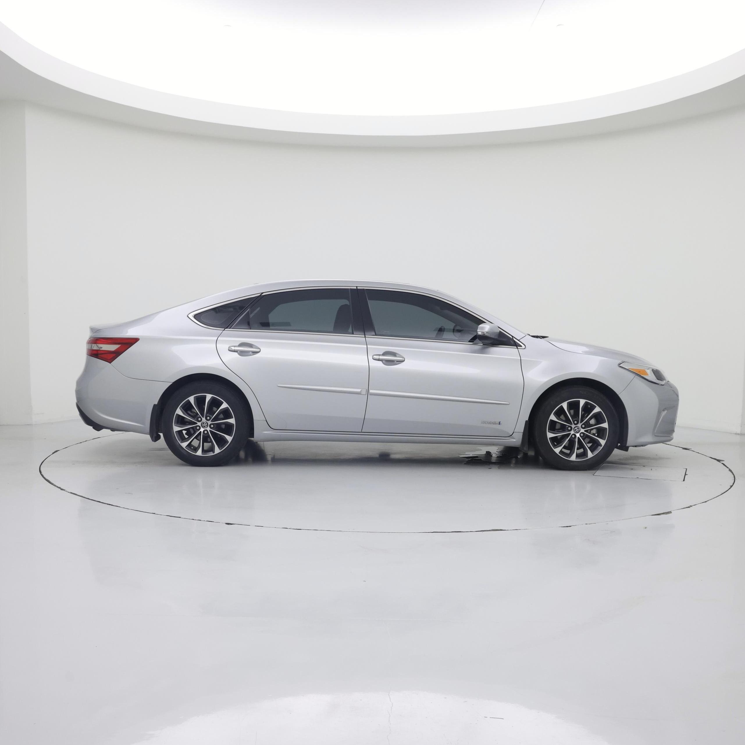 Thumbnail: 2016 Toyota Avalon - 7