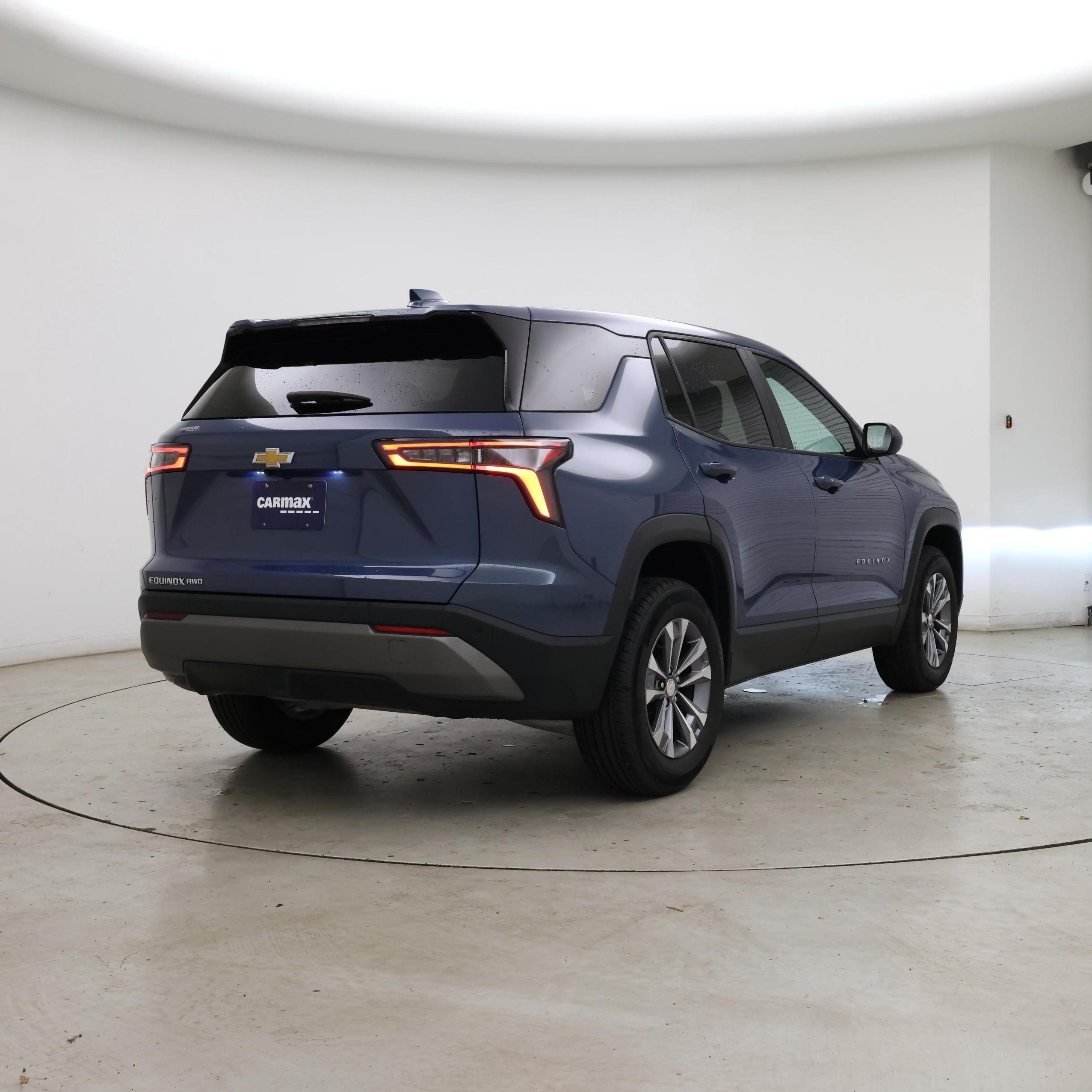 Thumbnail: 2026 Chevrolet Equinox - 8