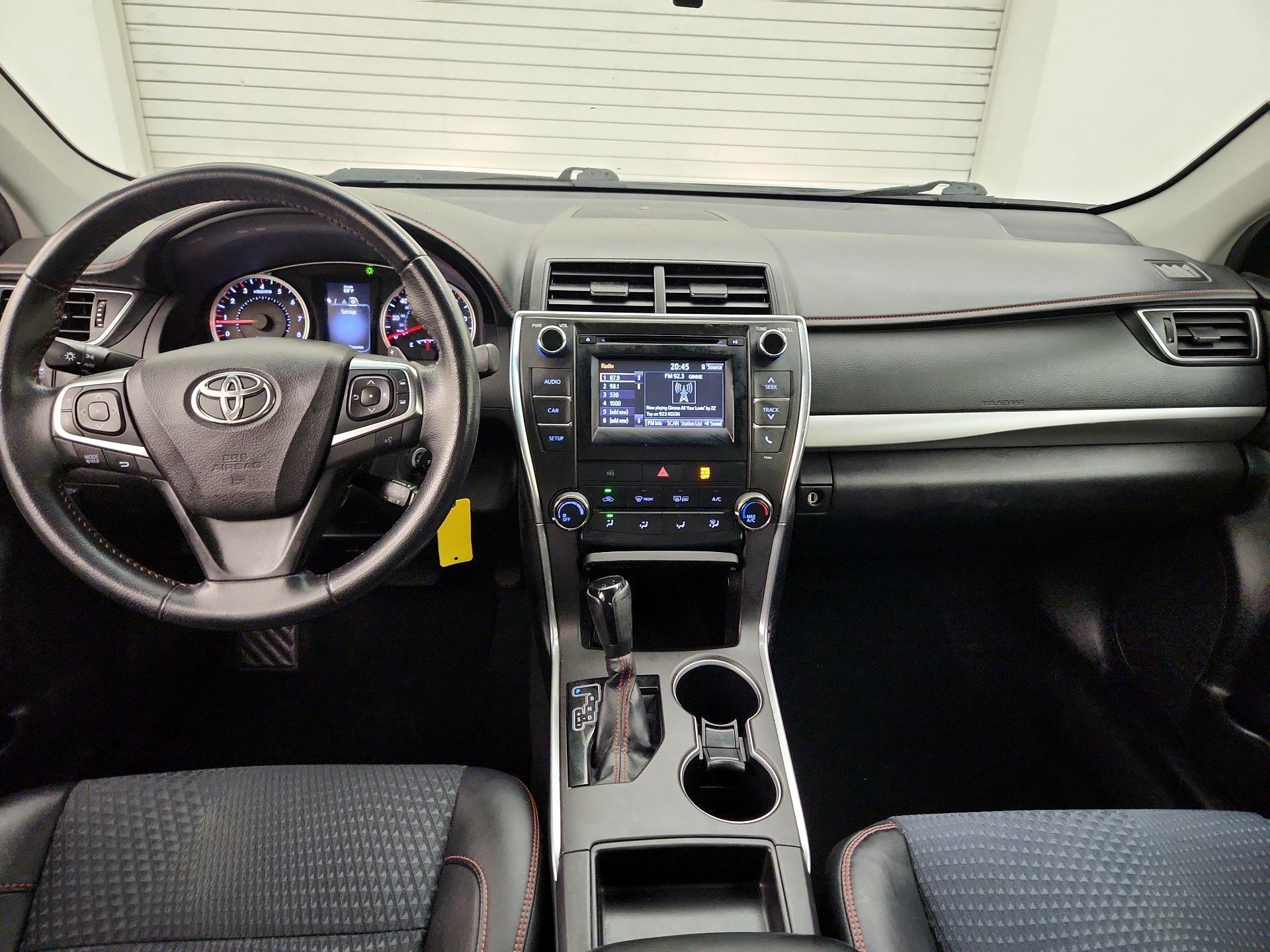Thumbnail: 2015 Toyota Camry - 9