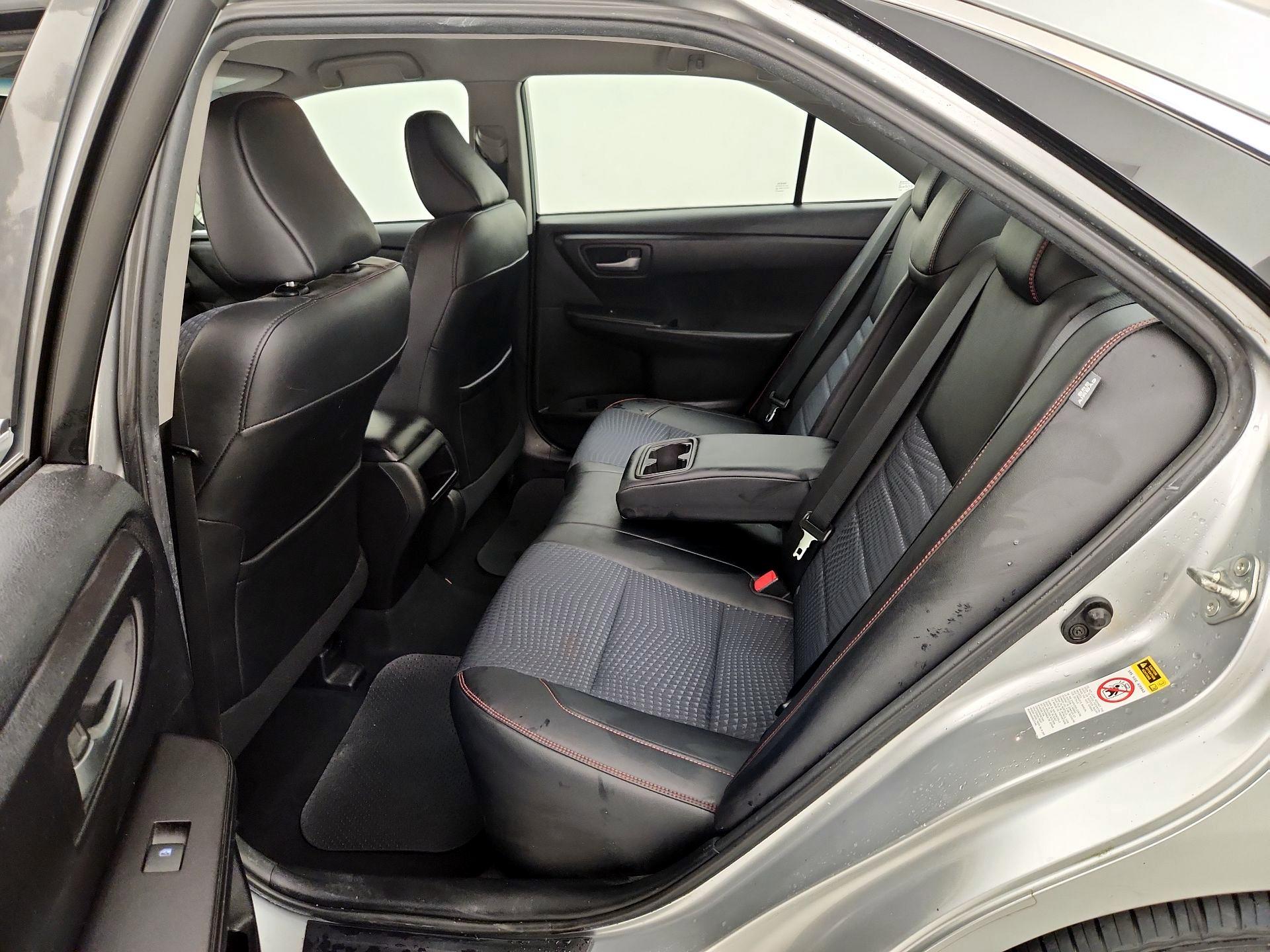 Thumbnail: 2015 Toyota Camry - 19