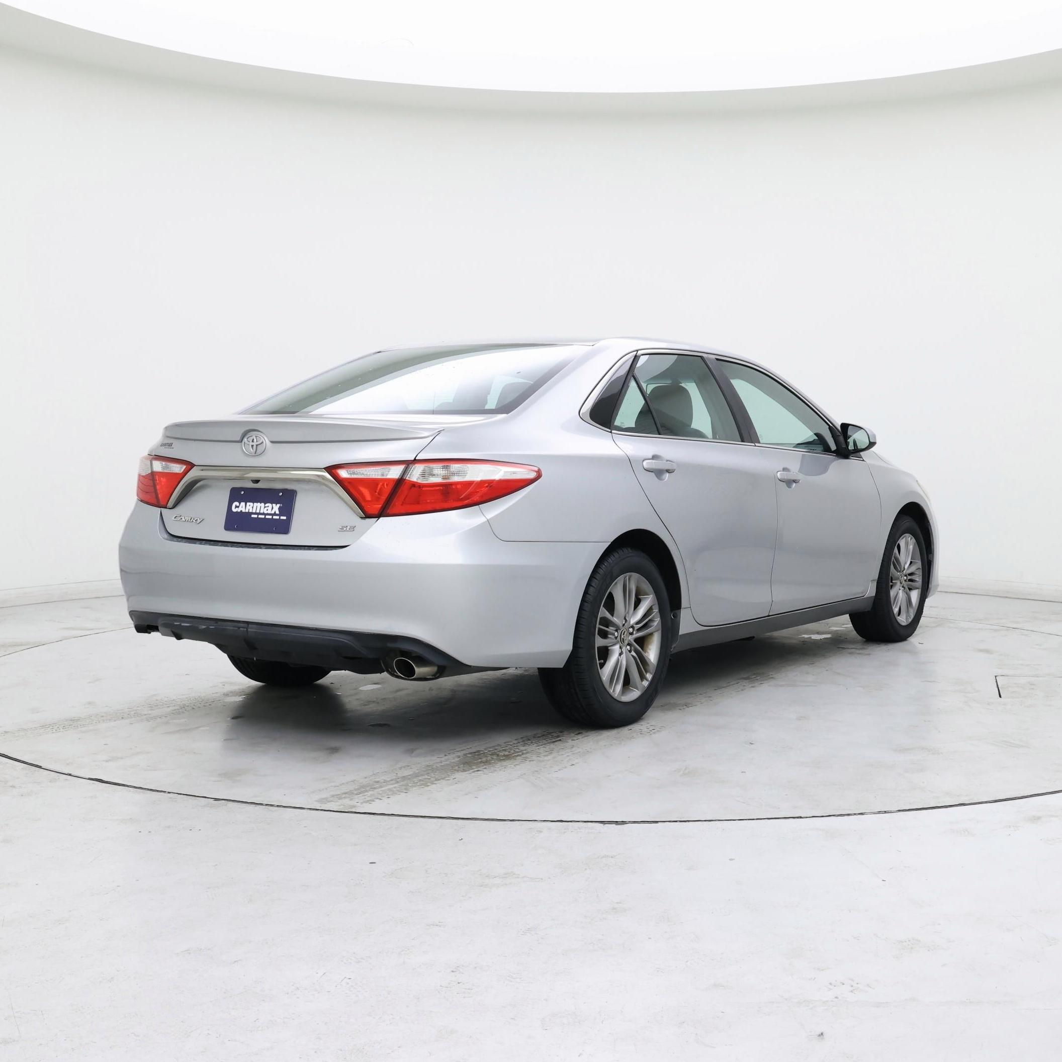 Thumbnail: 2015 Toyota Camry - 8