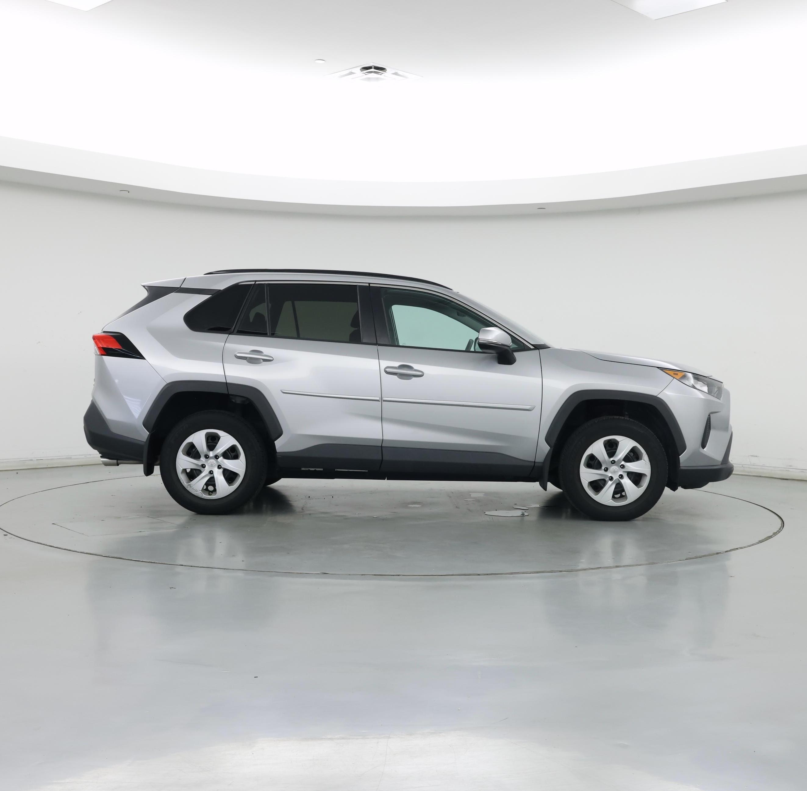 Thumbnail: 2019 Toyota RAV4 - 7