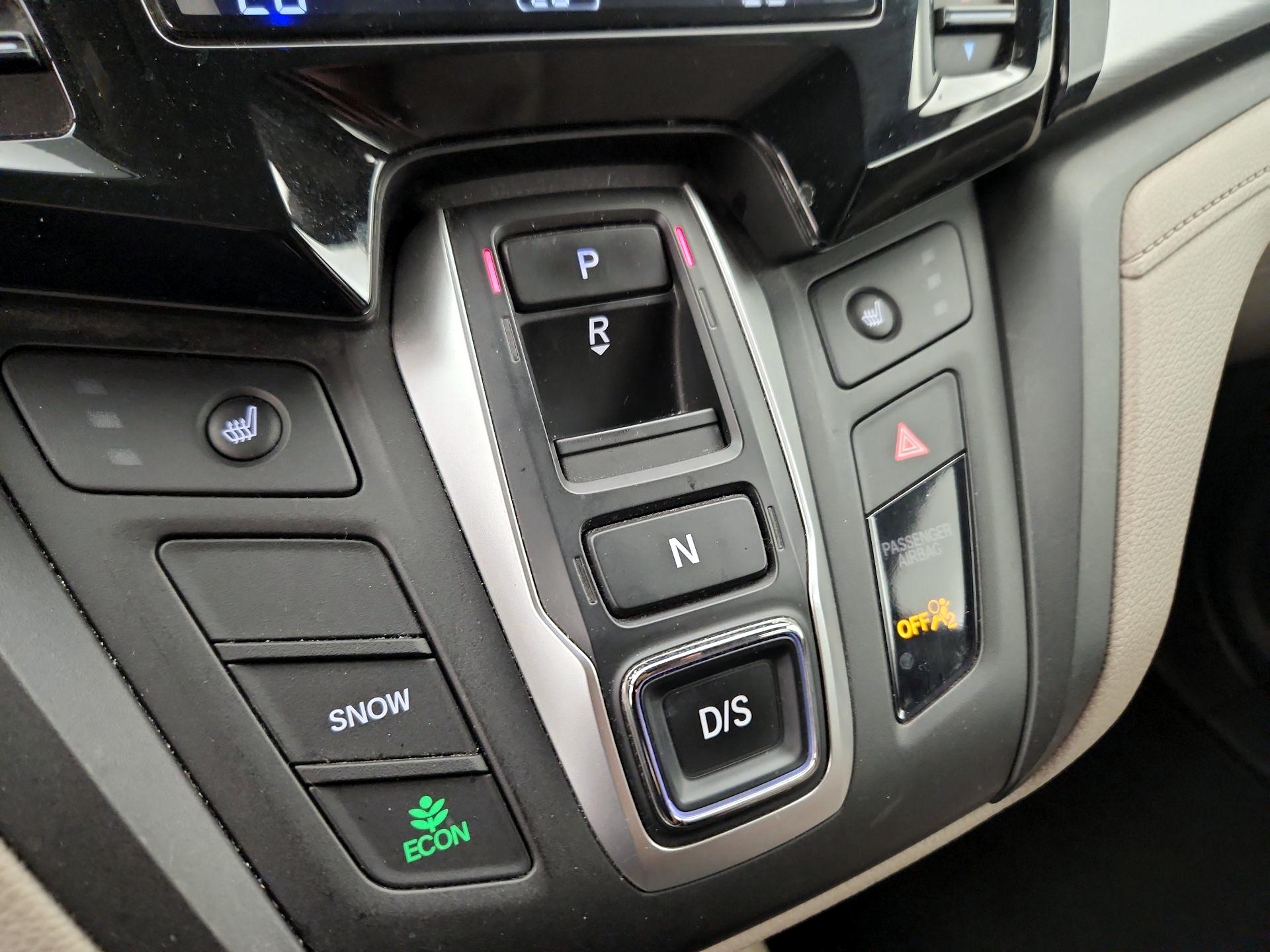 Thumbnail: 2019 Honda Odyssey - 17